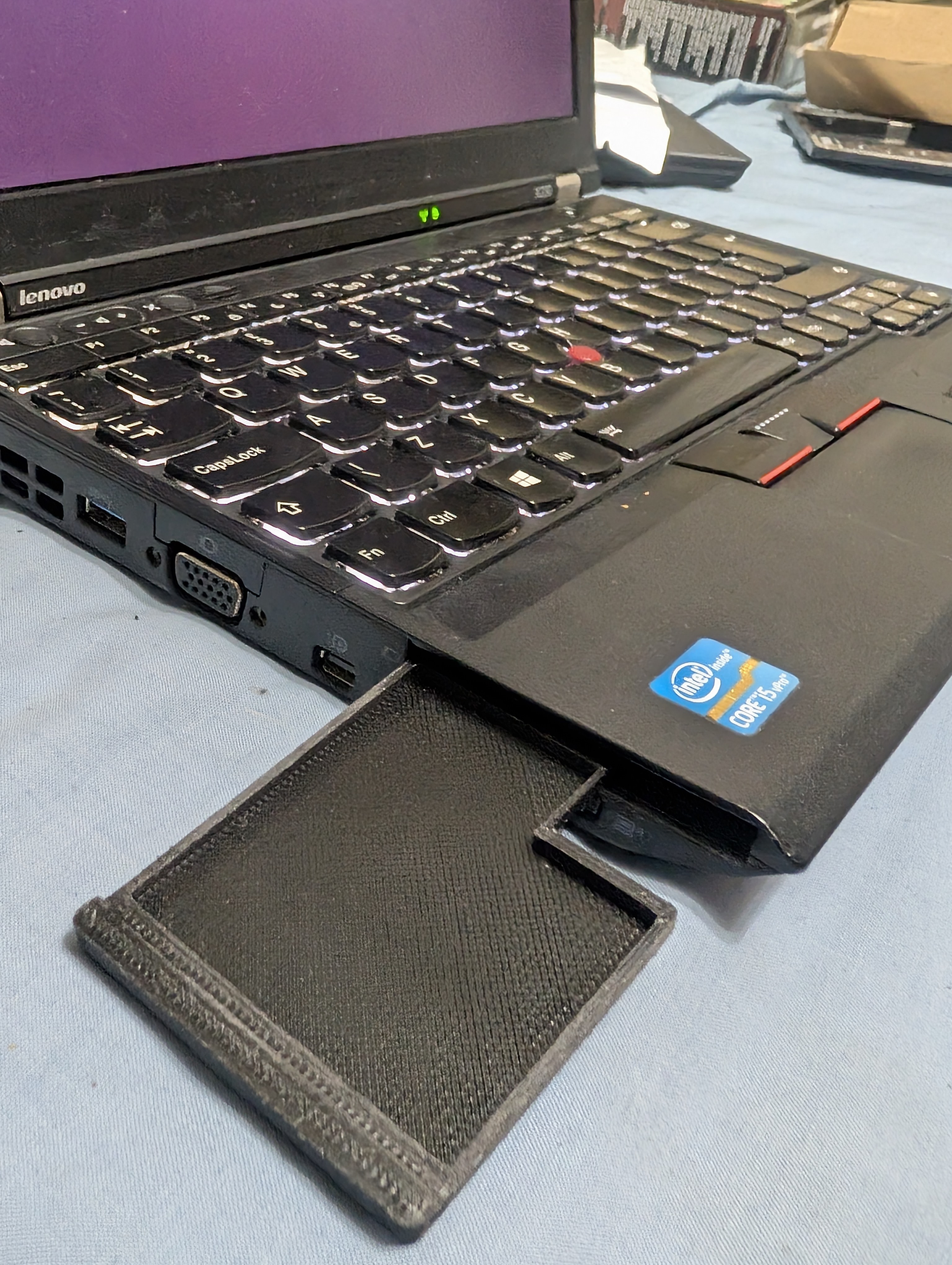 Empty ExpressCard Tray — thumbnail 3
