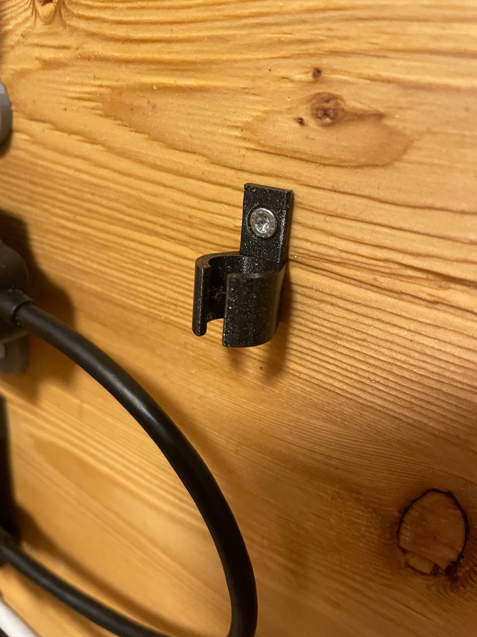 USB Extension Wall Mount by SlothSabotage Download free STL model