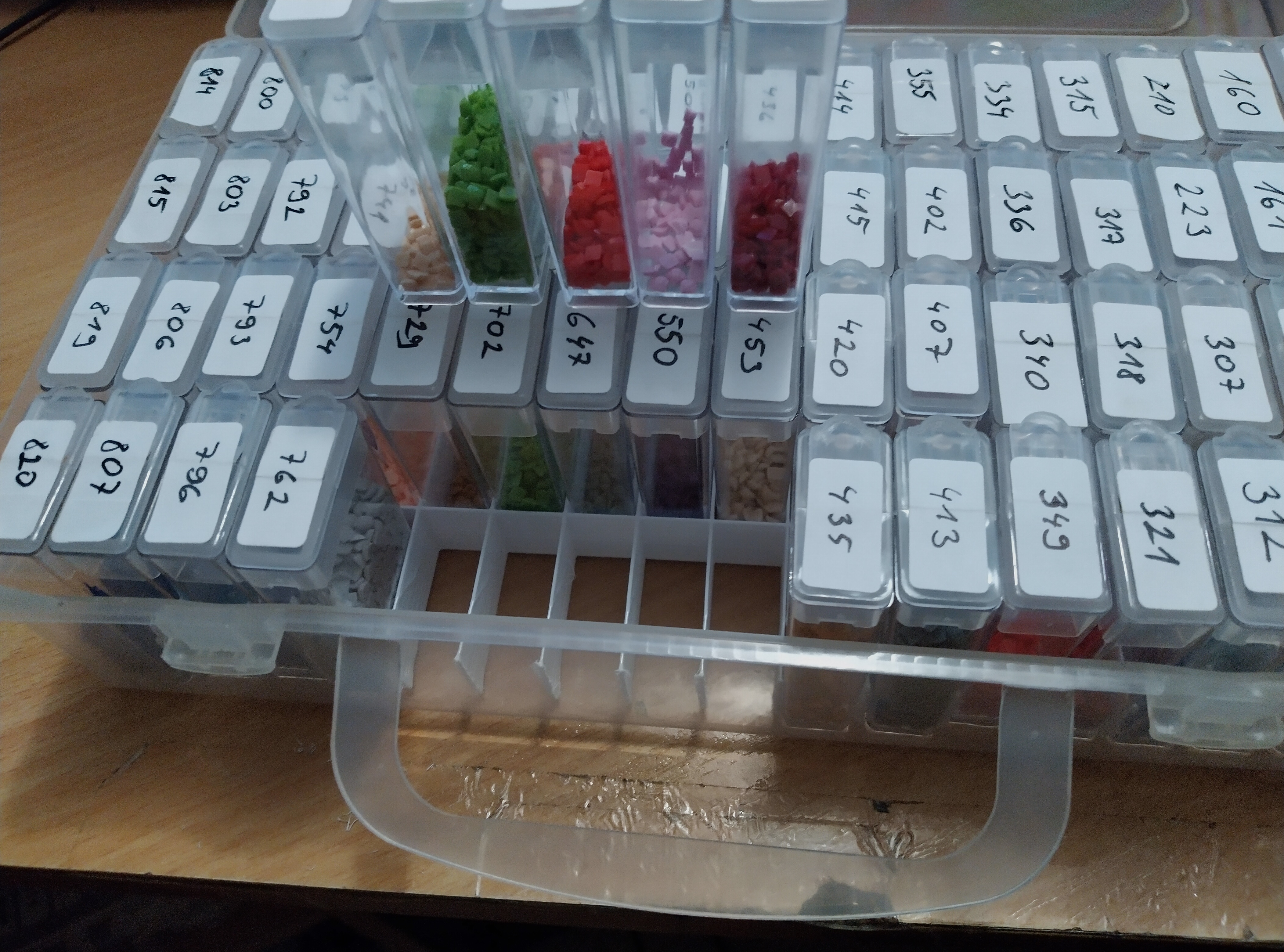 Storage spacing Grid