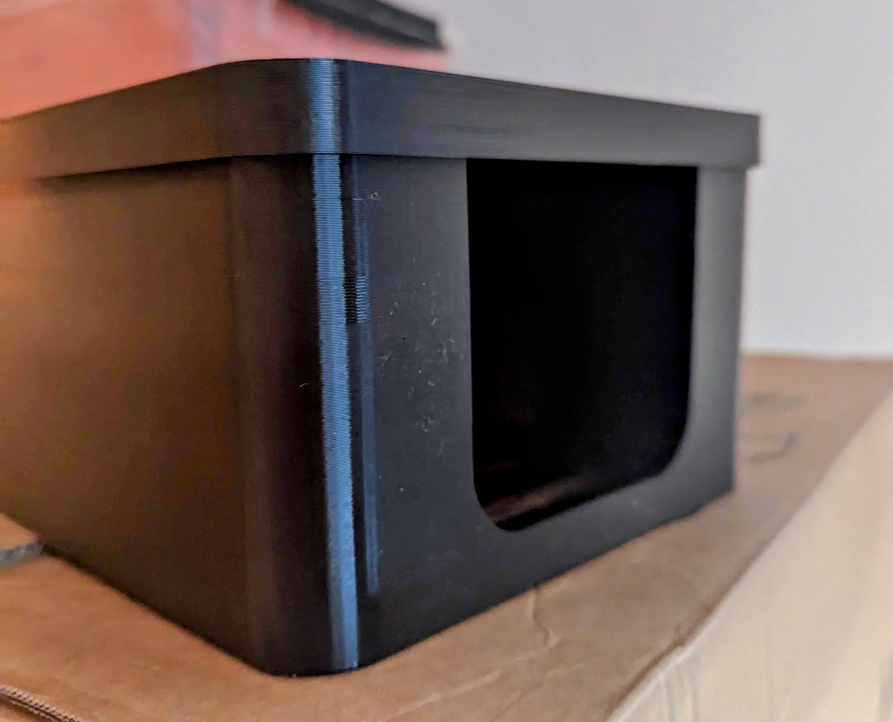 Lid for power strip box remix.