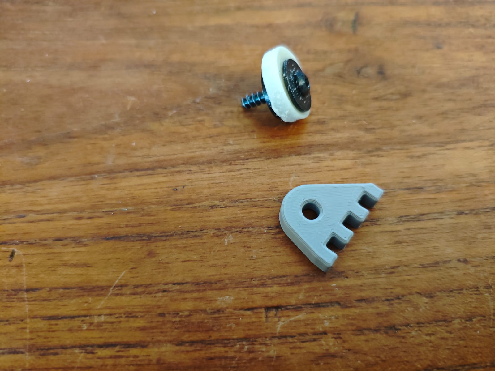herman miller mirra 2 armrest lock