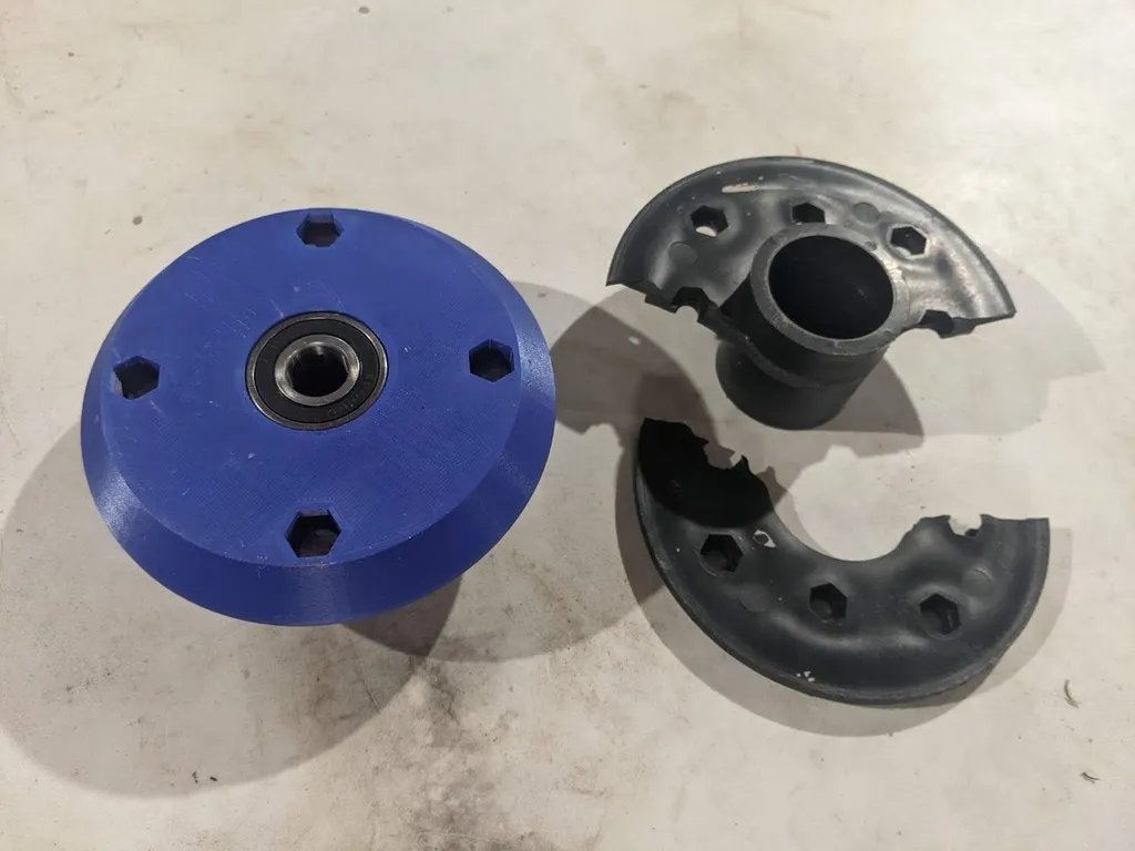 Replacement bearing hub for VEVOR pottery wheel by gmarsh23, Download free  STL model