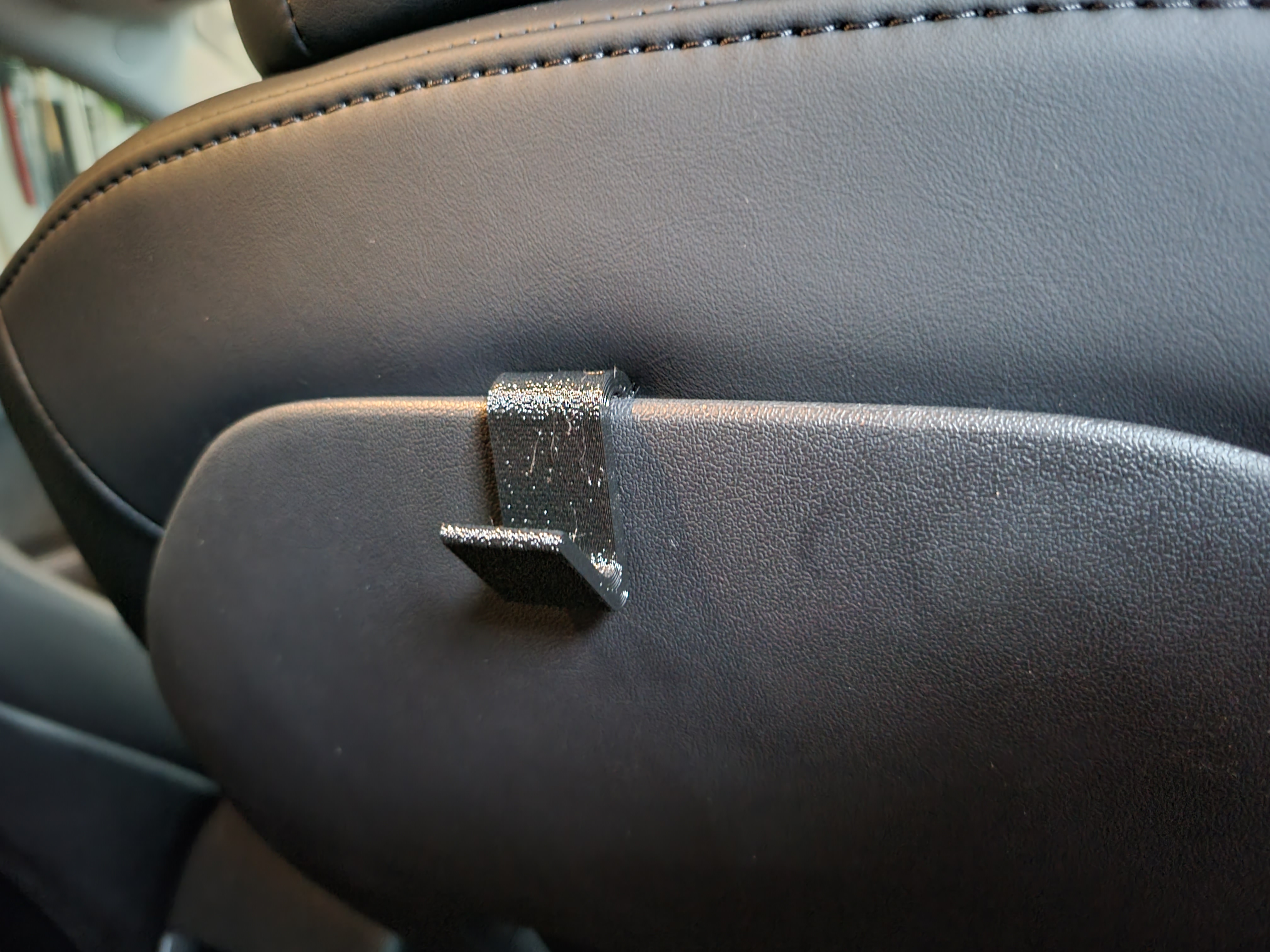 Tesla Model 3 (Maybe Y) Chair Hook by Phamtom Download free STL
