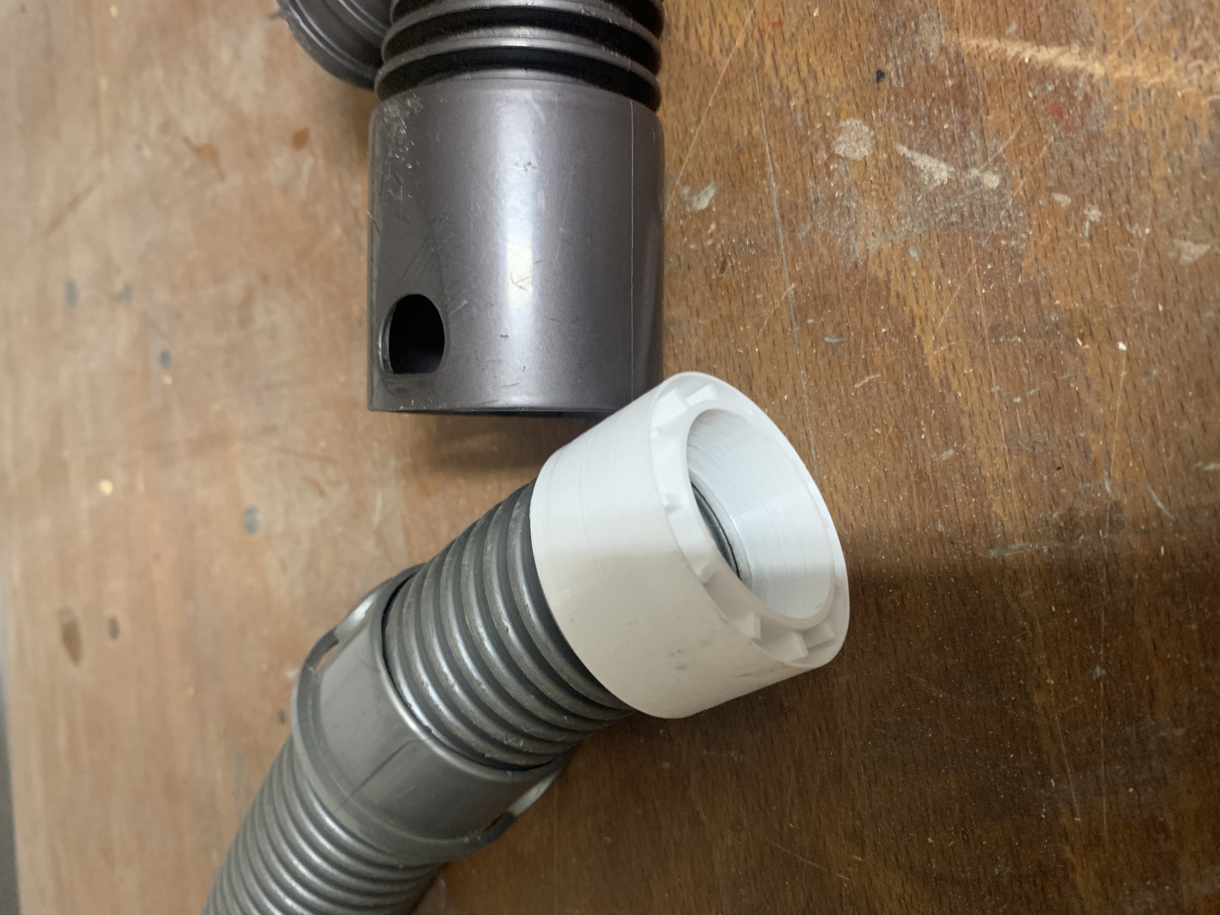 Hose Mount Dyson DC19 Vacuum Cleaner