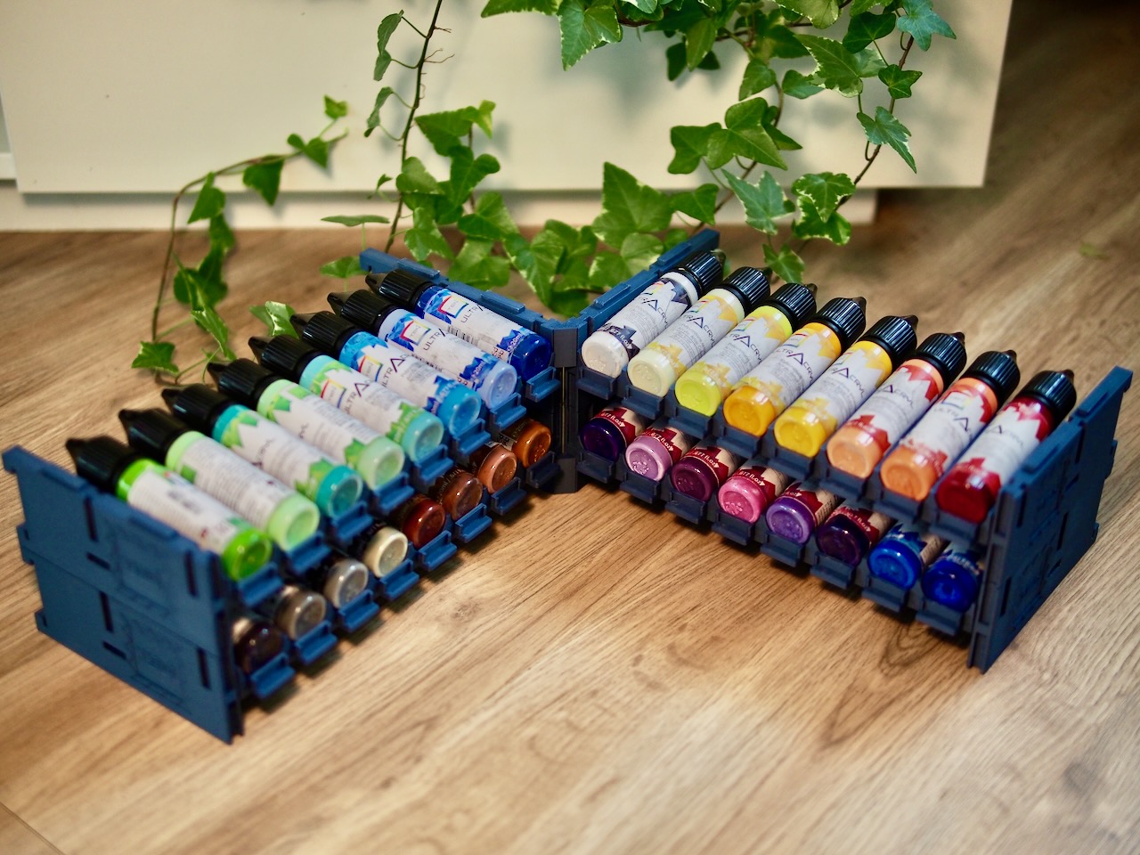 Ultracryl Paint rack