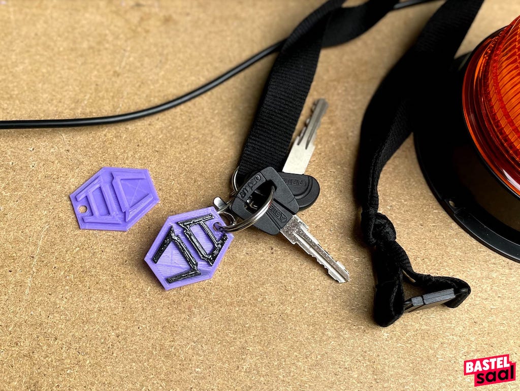 Urban Arrow Keychain