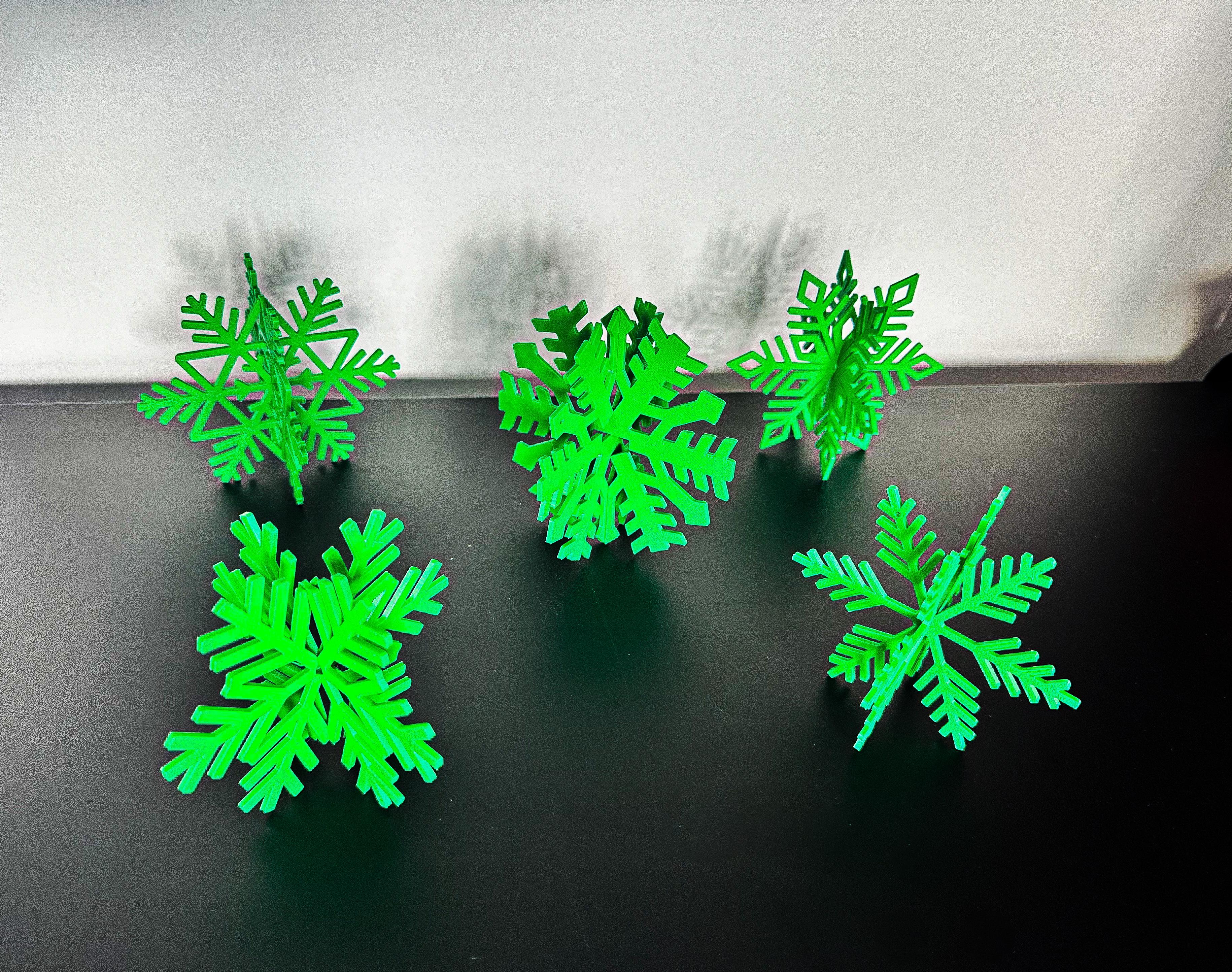 3D Snowflakes 5 pack SET