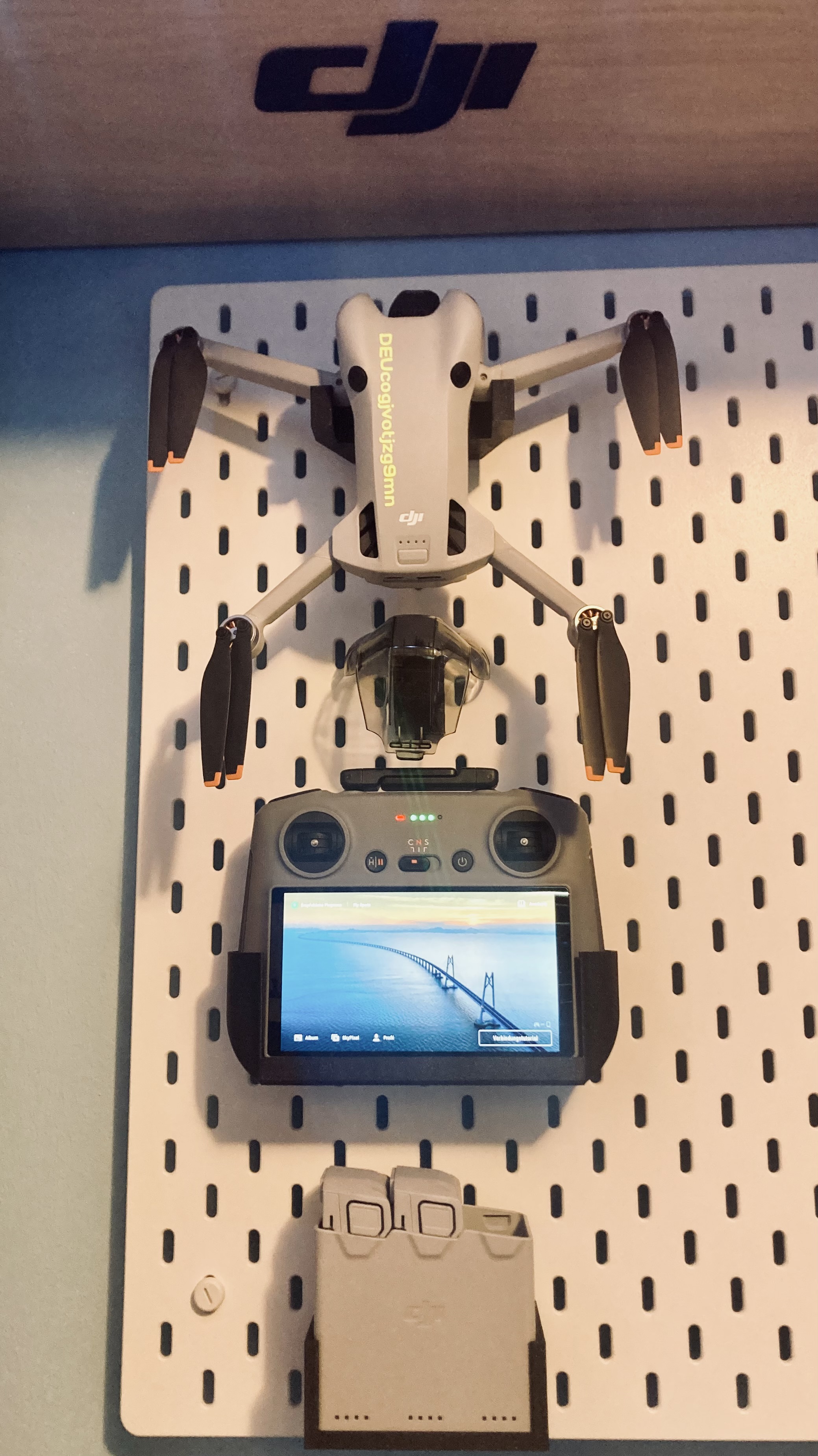DJI Mini 3 / 4 pro Ikea Skadis Mount Storage Fly More