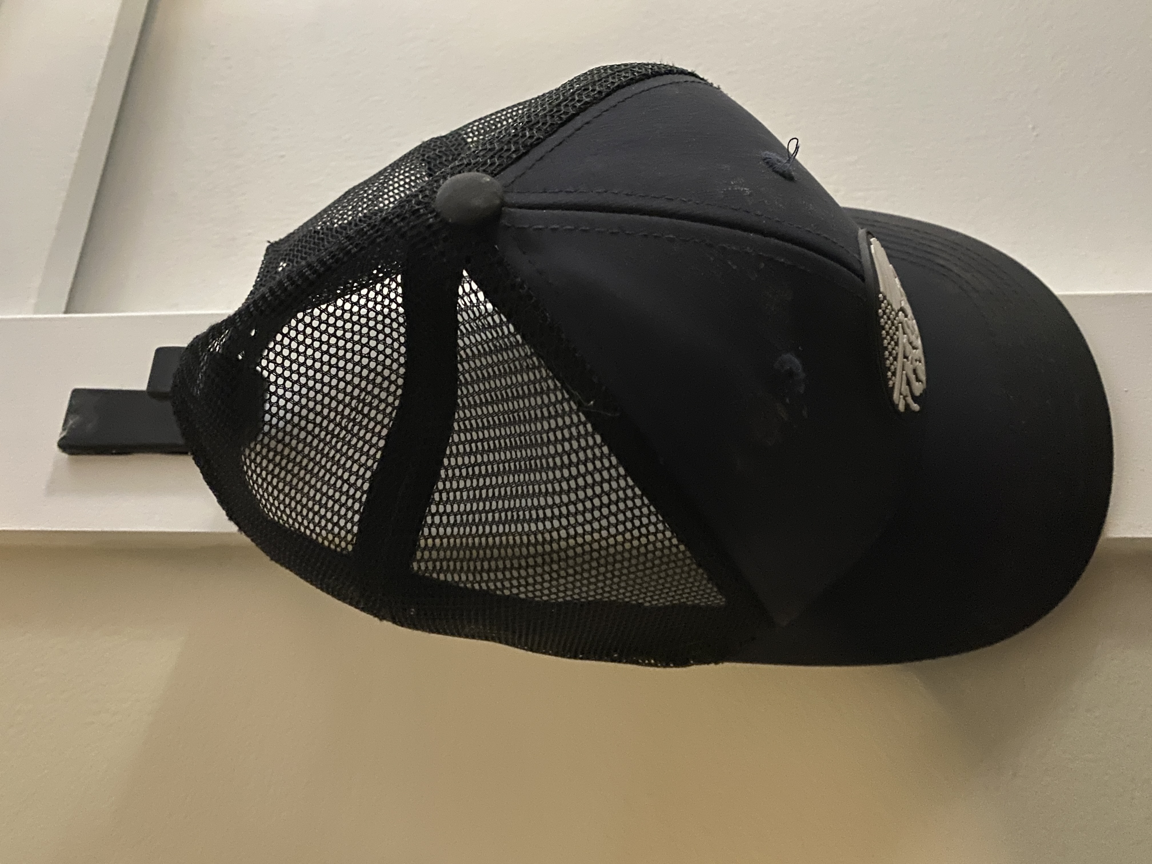 Simple Hat Hook