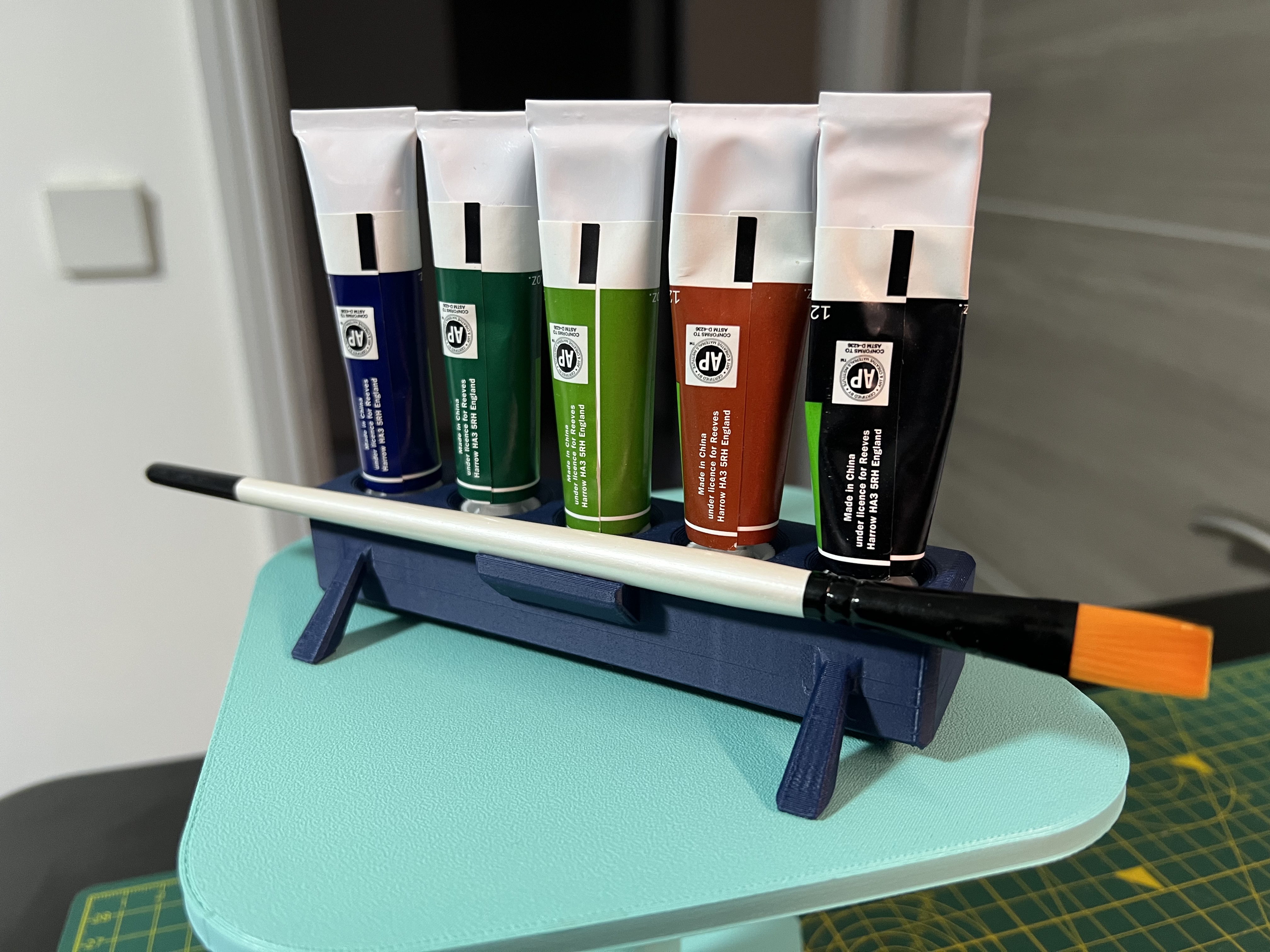 A Small Paint Holder for Acrylics by Peter Martin