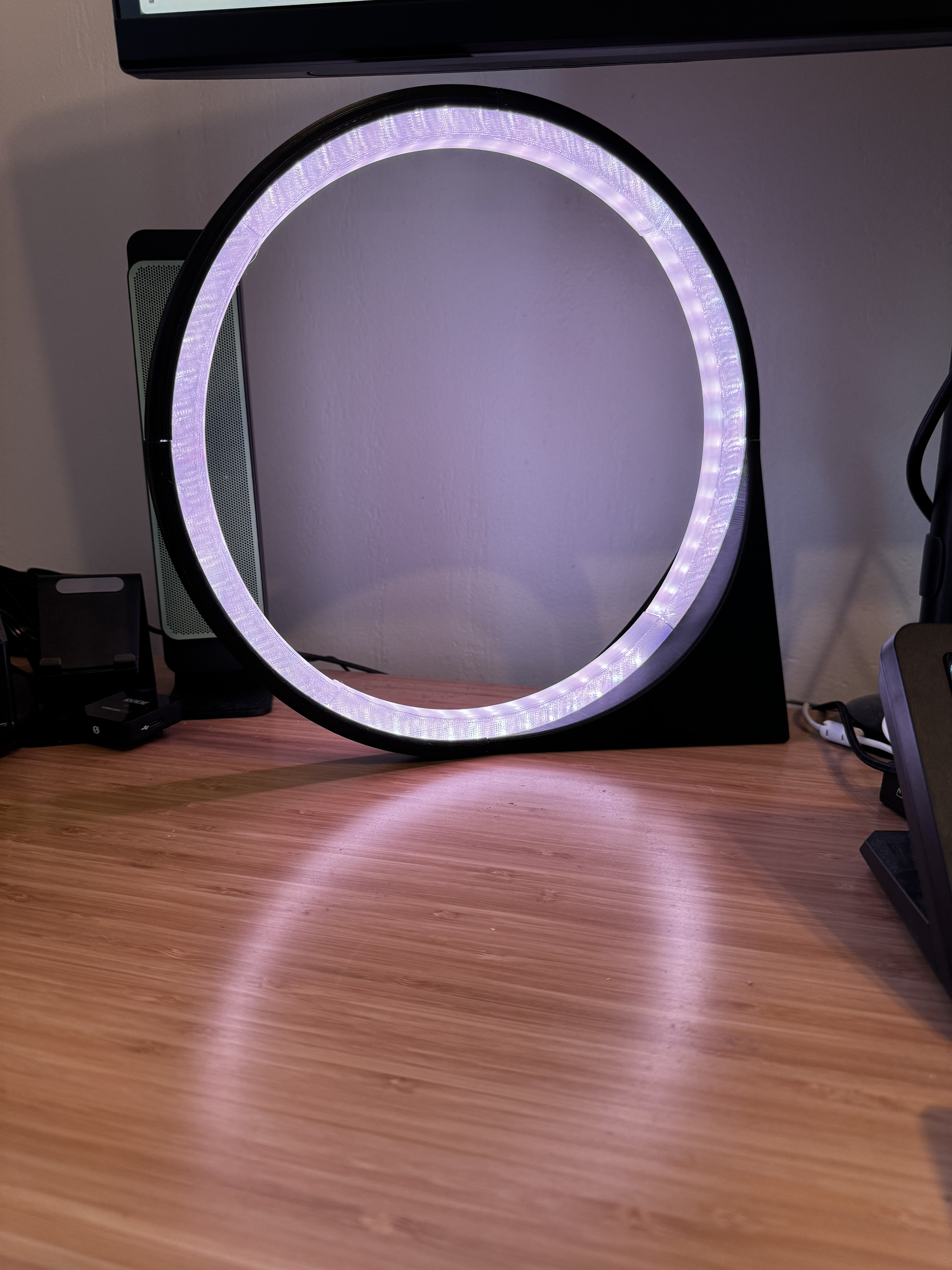 Helios - LED Desk Lamp