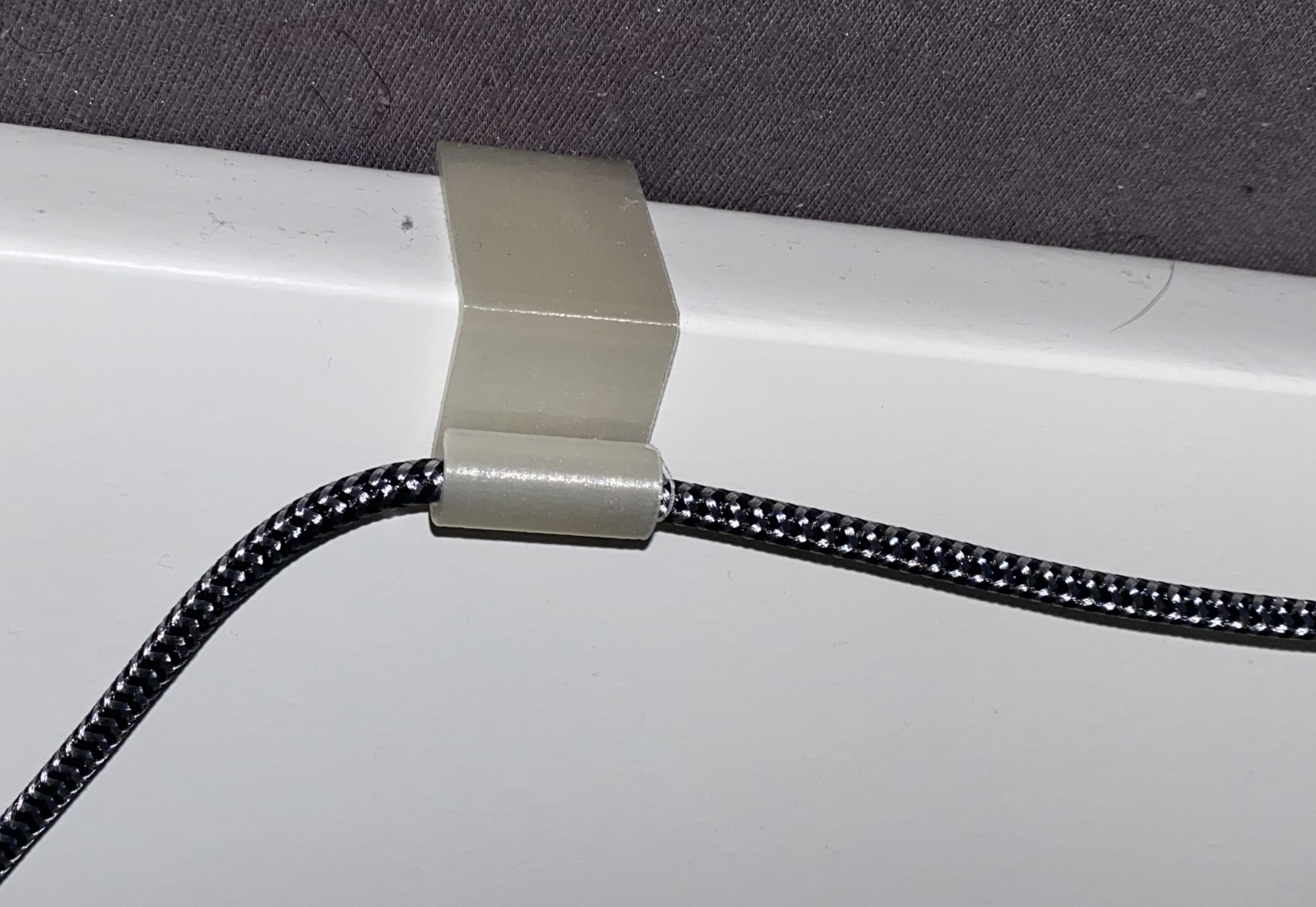 Cable Clip for Bedframe — miniatura 2