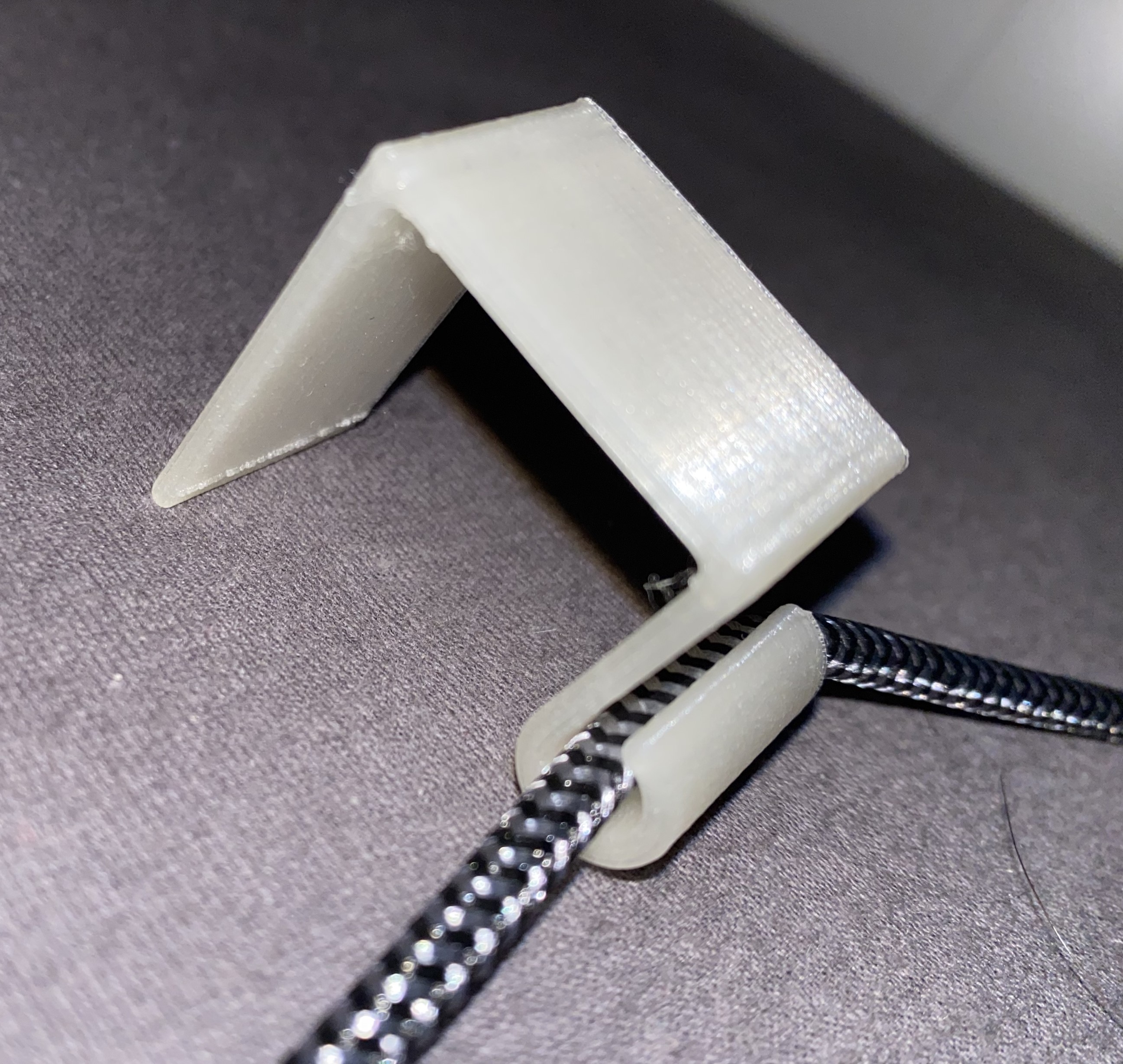 Cable Clip for Bedframe — miniatura 3