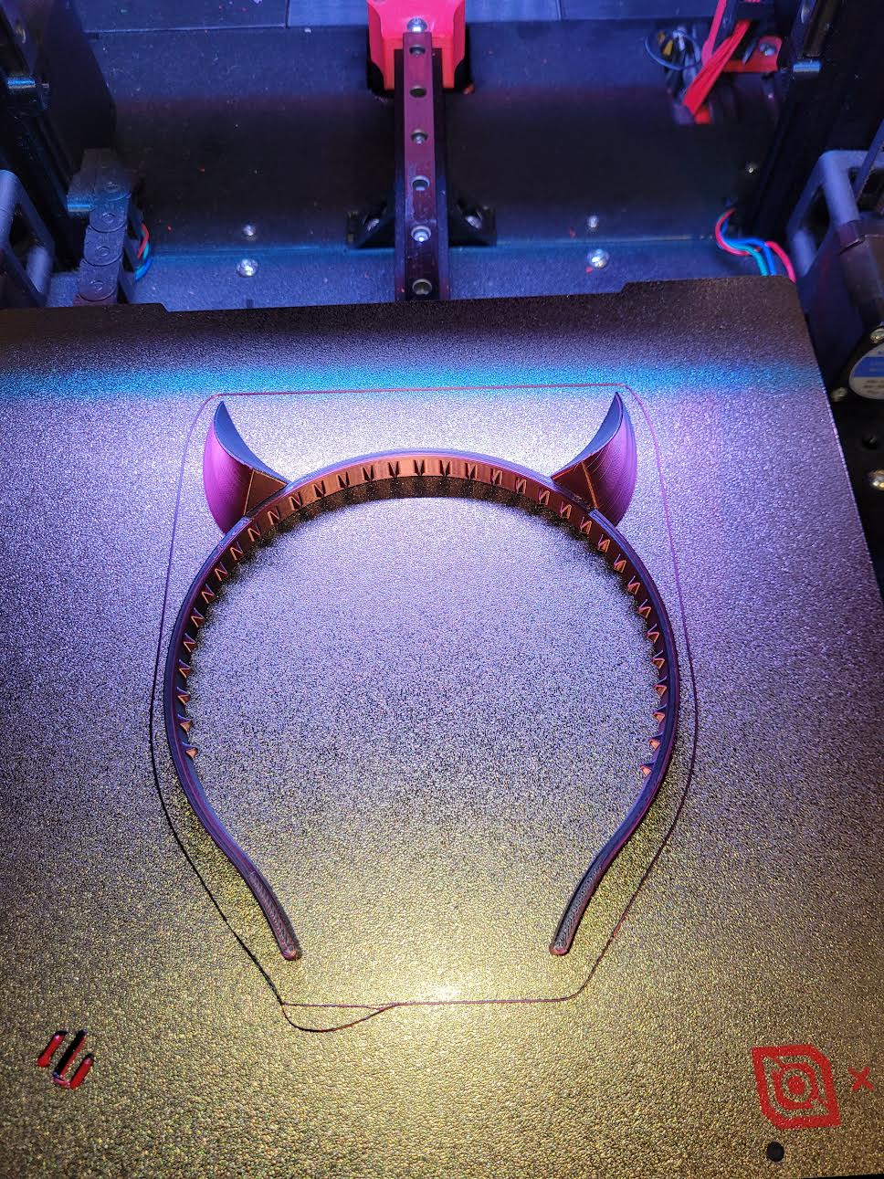 Horny hairband 3D model thumbnail