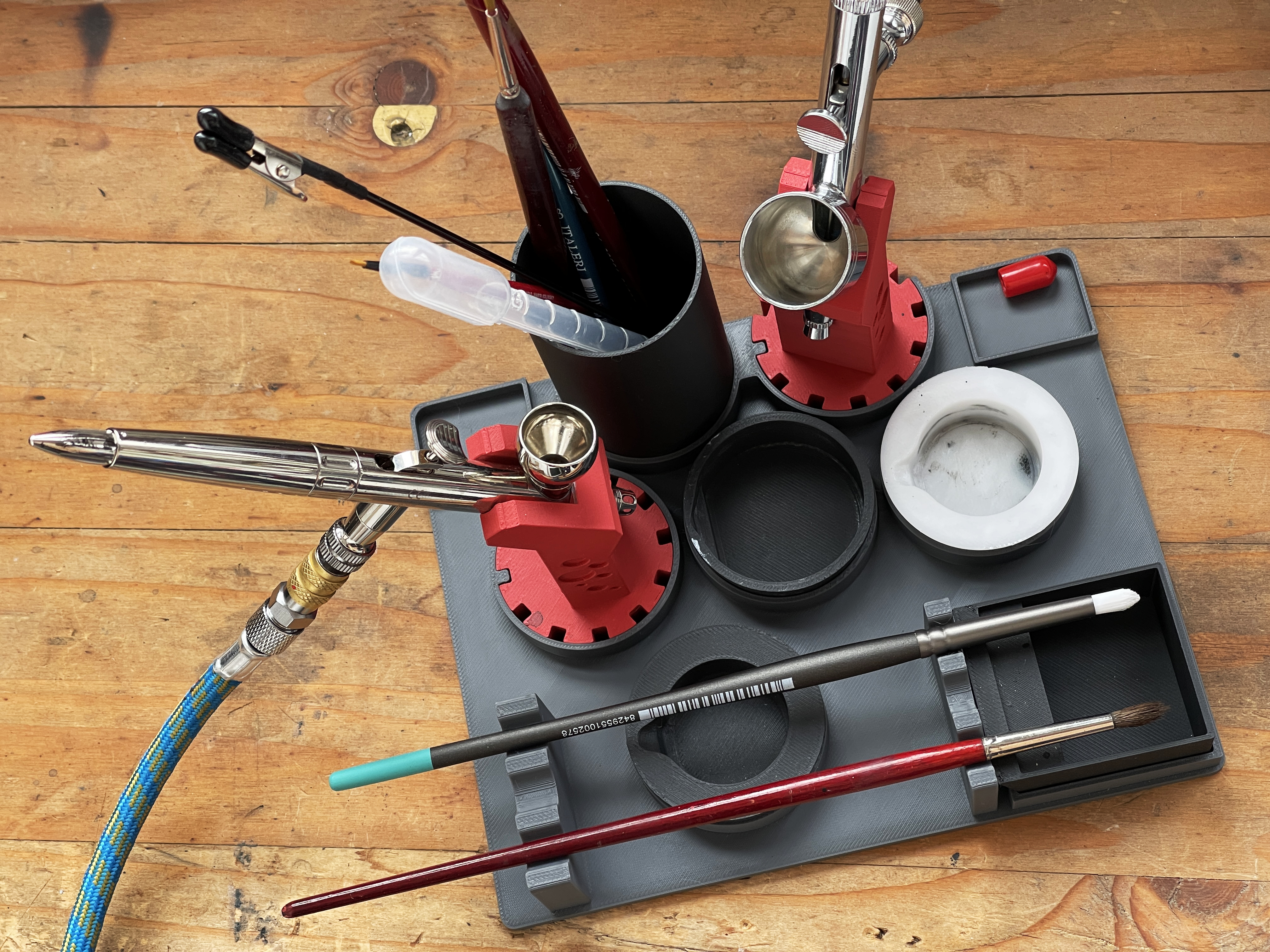 Painting station, customizable & upgradeable