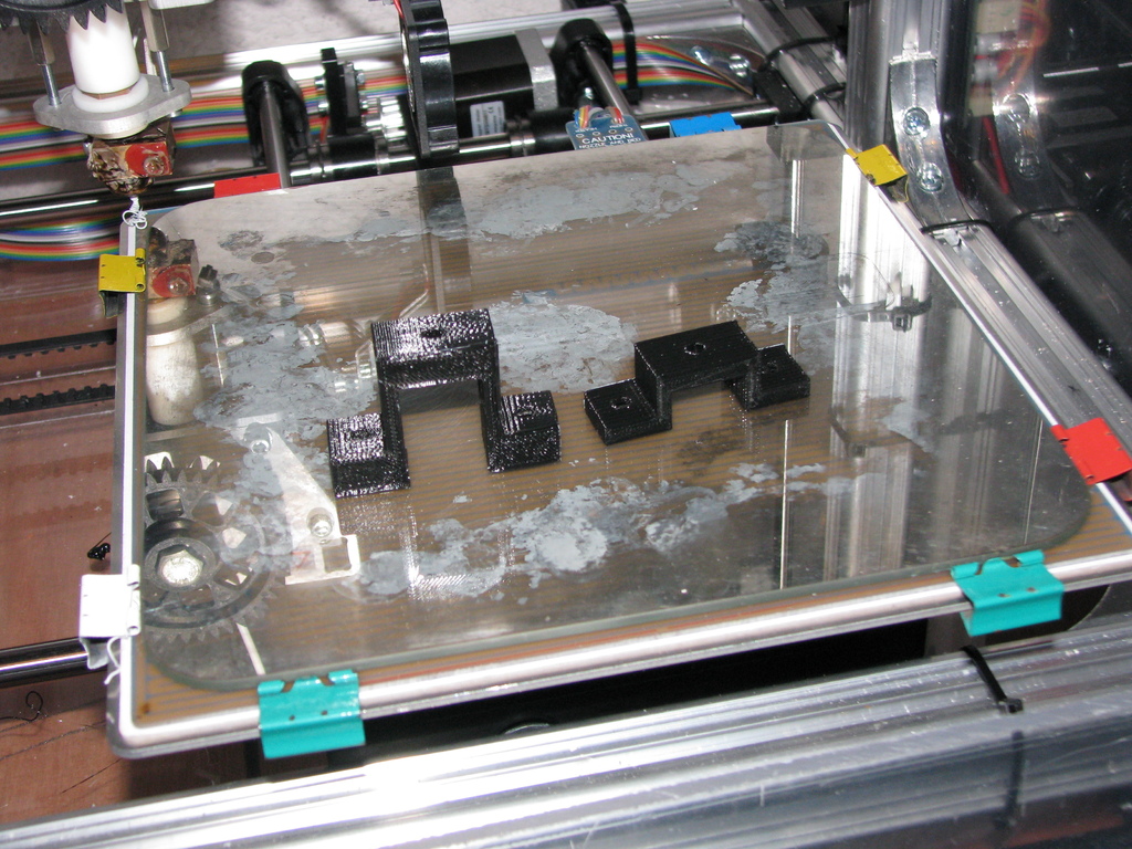 Spacer front and aft for k8200 enclosure