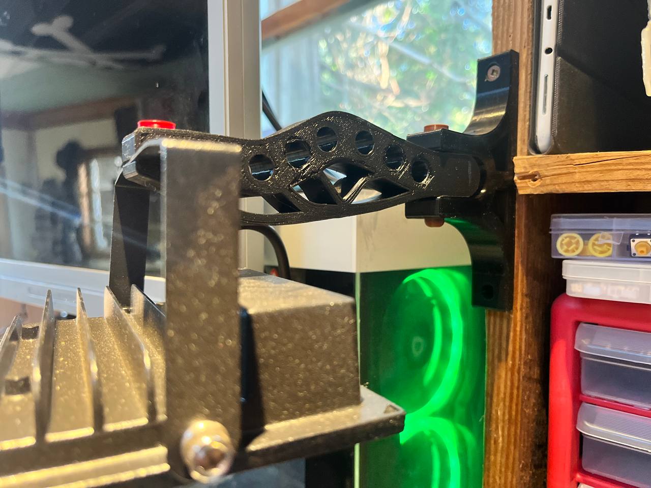 Miniatura 3 do modelo 3D LED Light Bracket for workshop