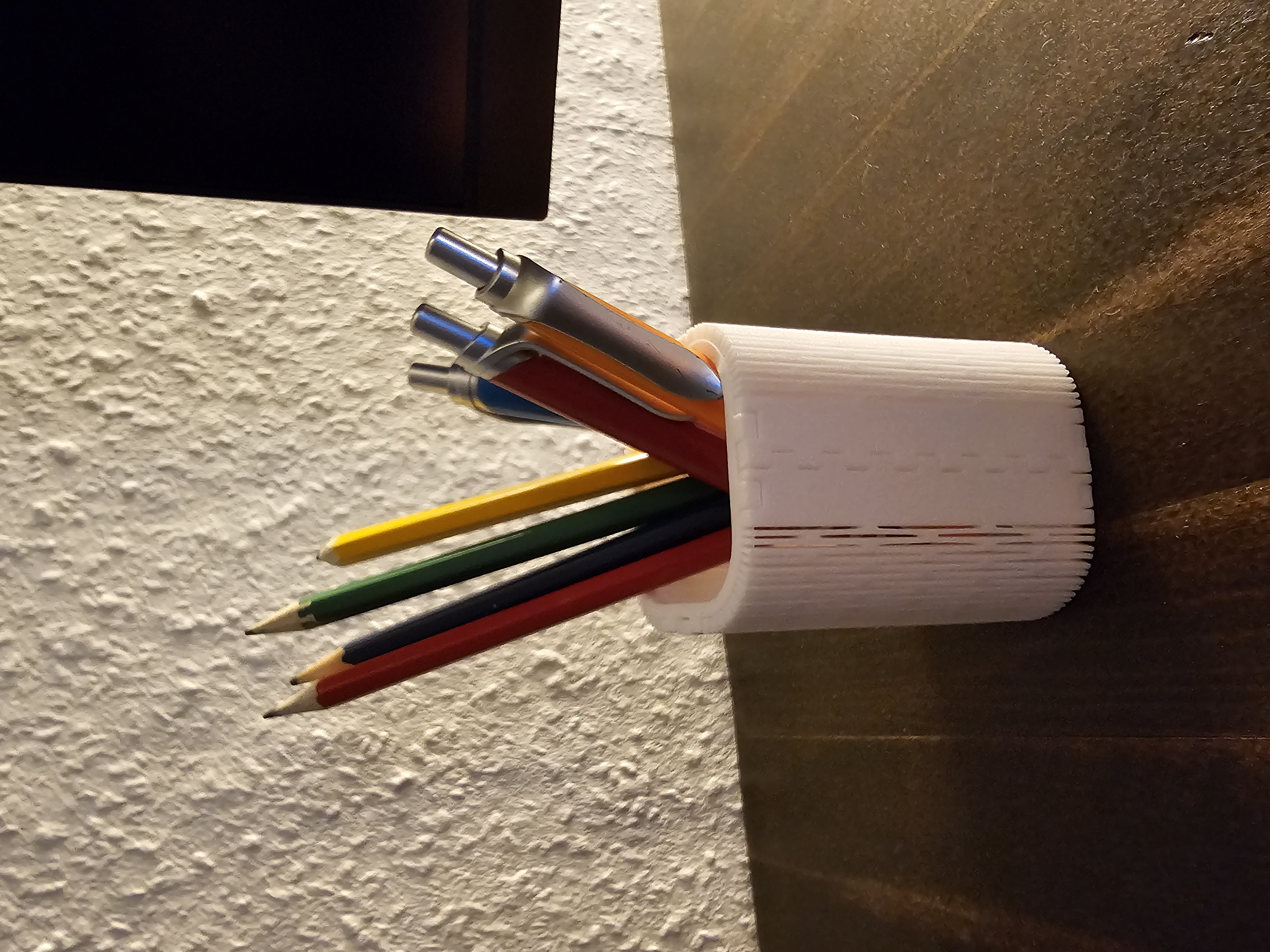 Flexi Pen Holder