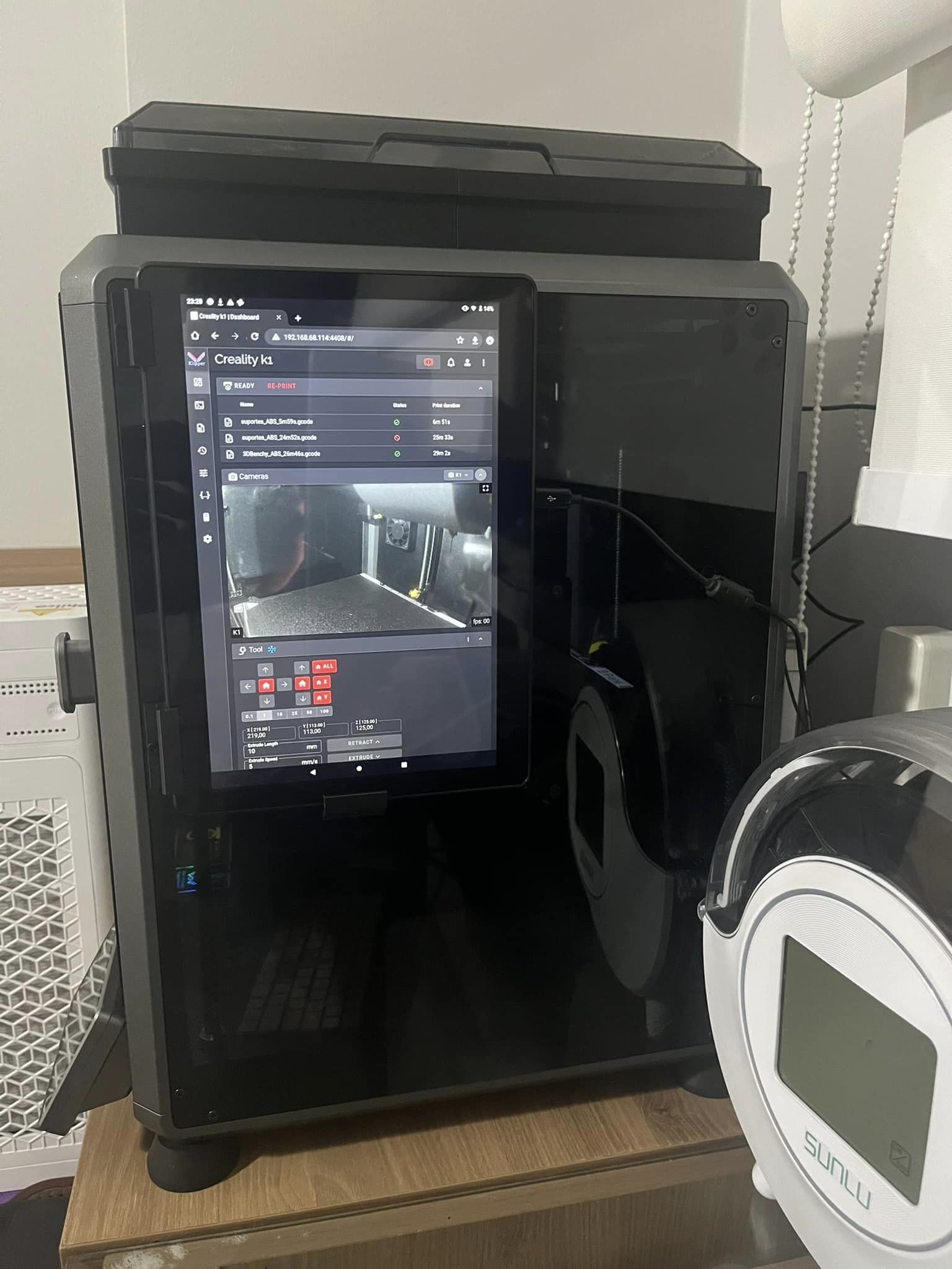 Miniatura 2 do modelo 3D K1 klipper tablet support