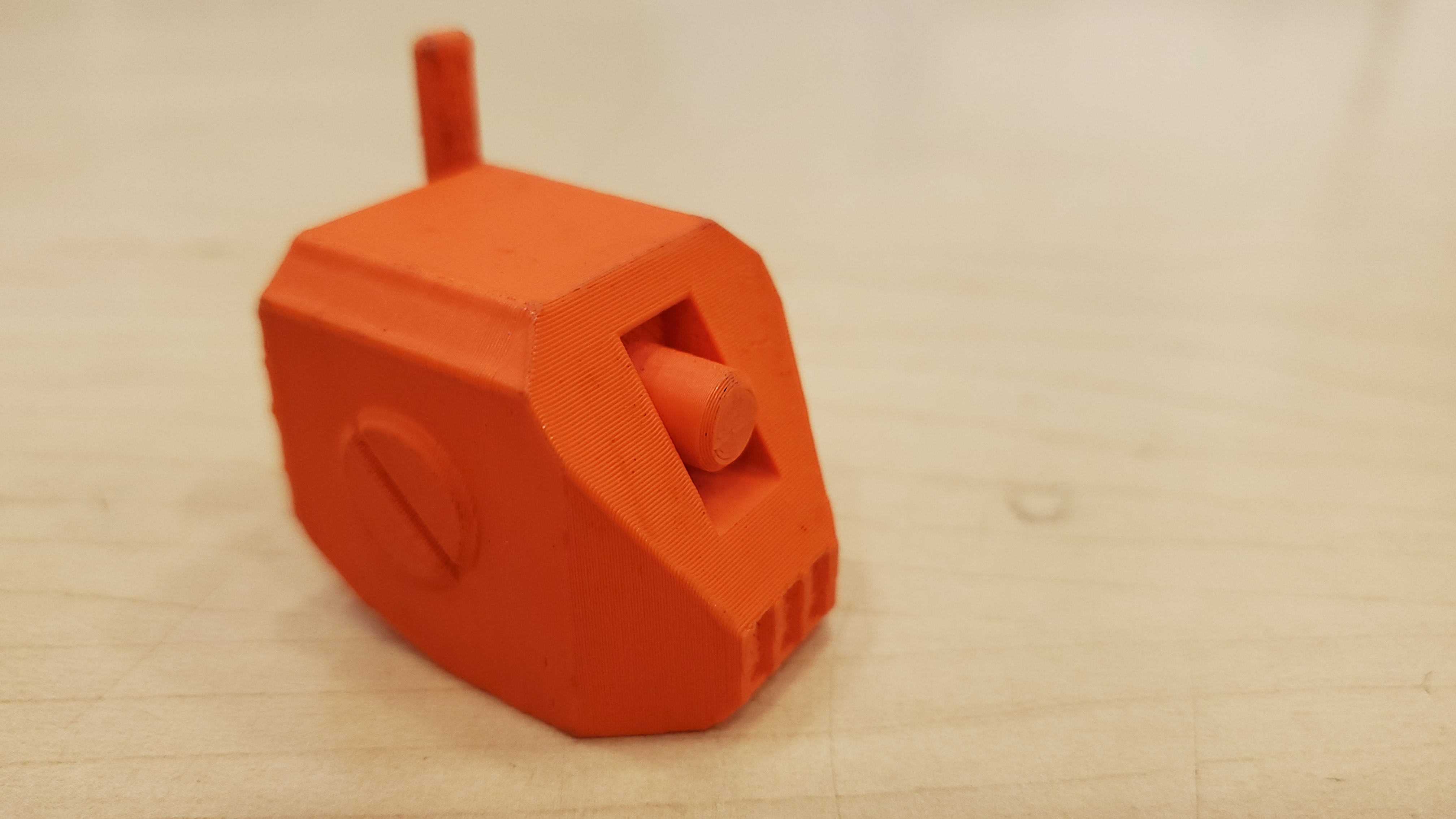 simple robot head desk decoration by yoshiov Download free STL model