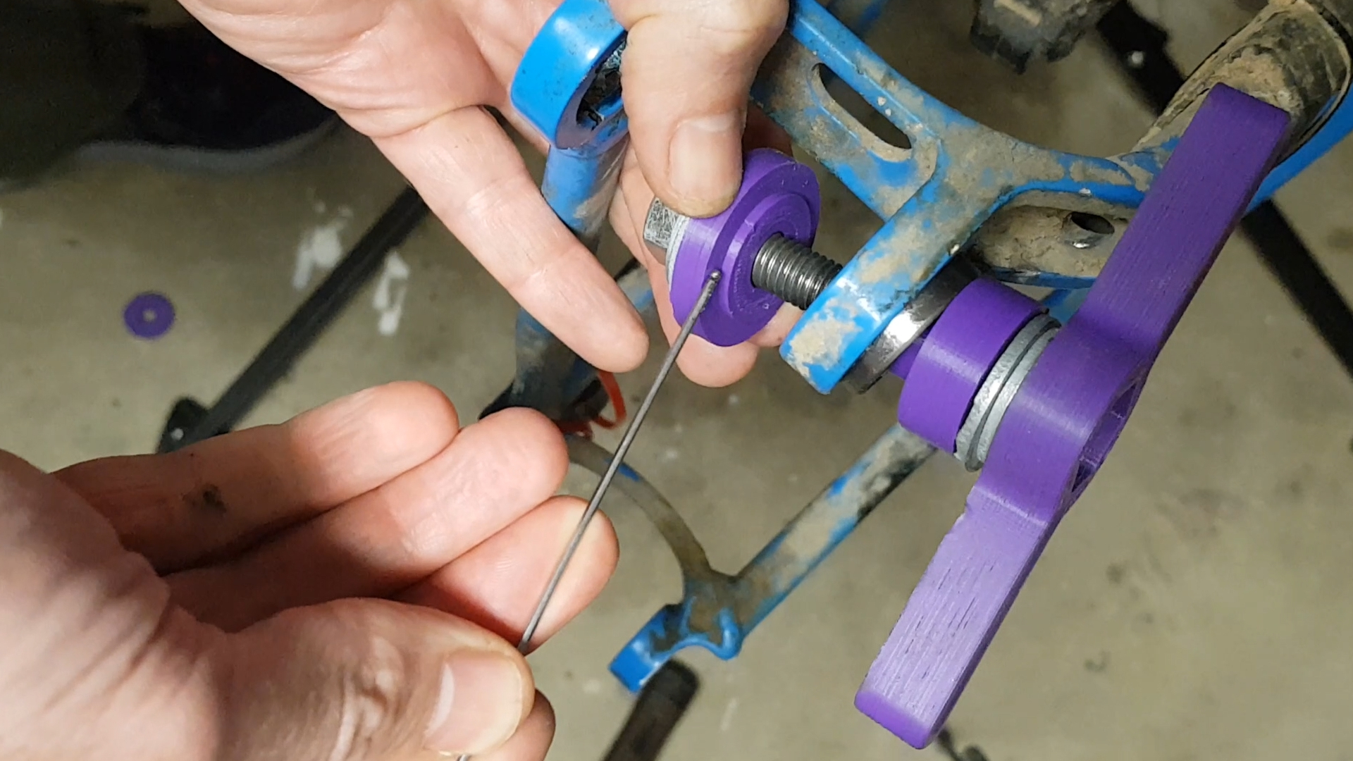 Replacing Mountain Bike Suspension Bearings with 3D Printed Tools