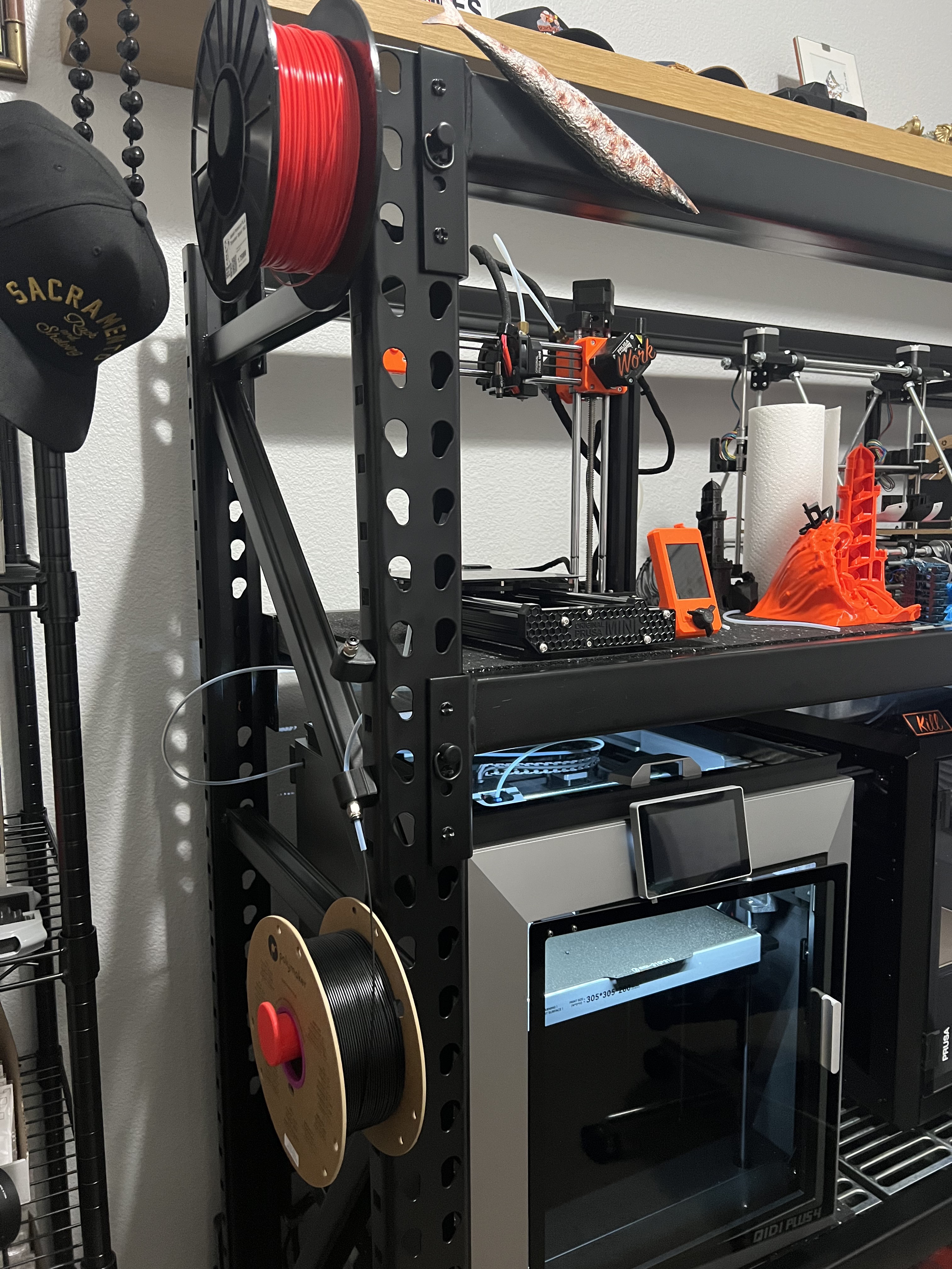 Spool Mount For Pallet Rack