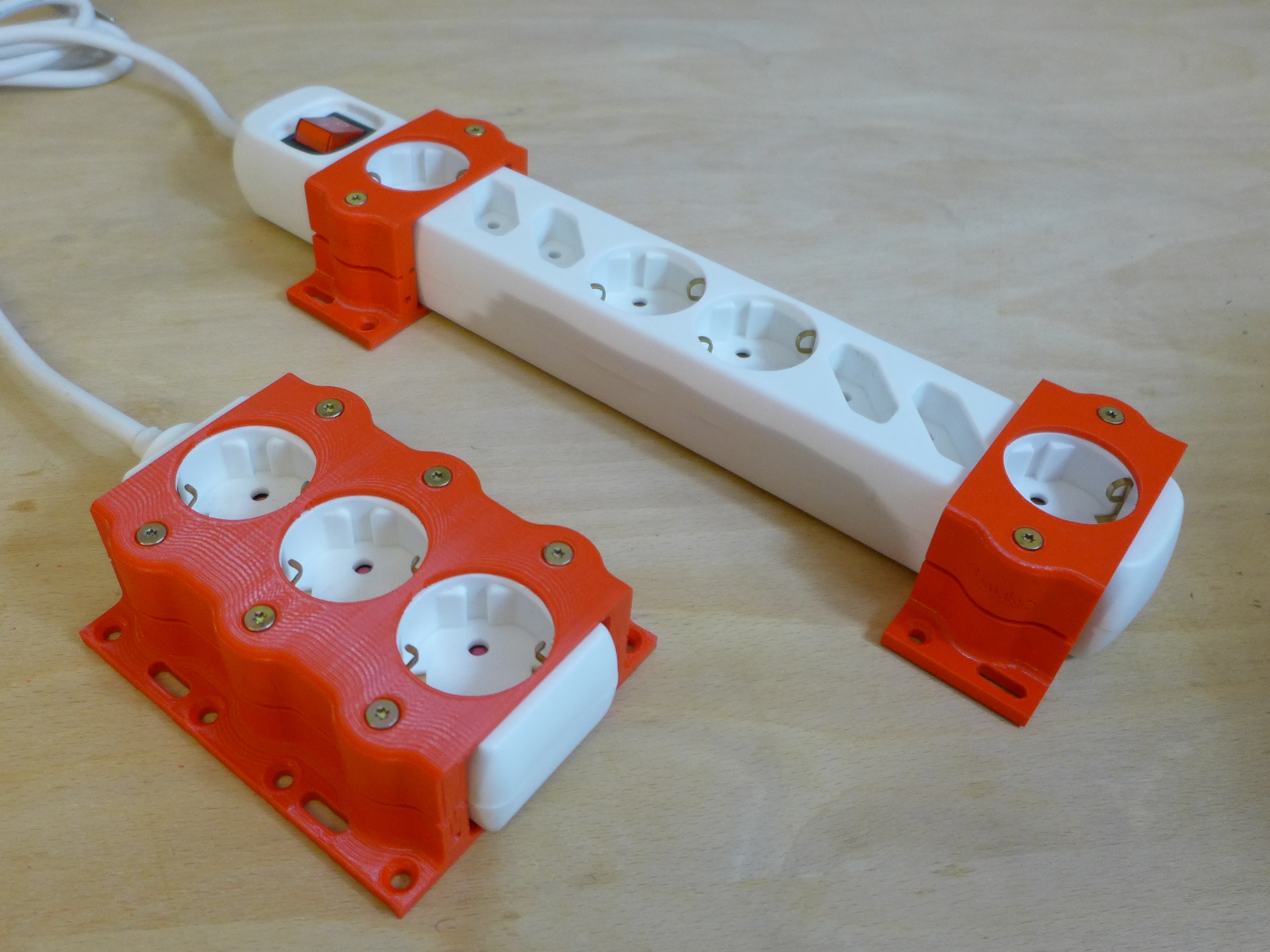 Robust Power Strip Mount by akimakes Download free STL model