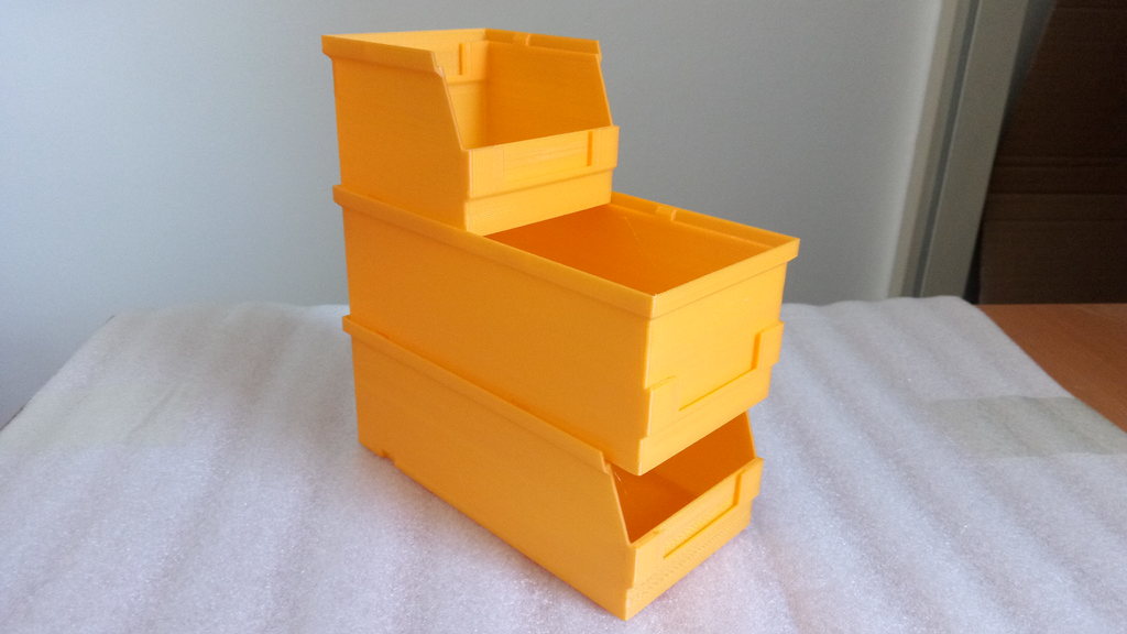 stackable box system 80