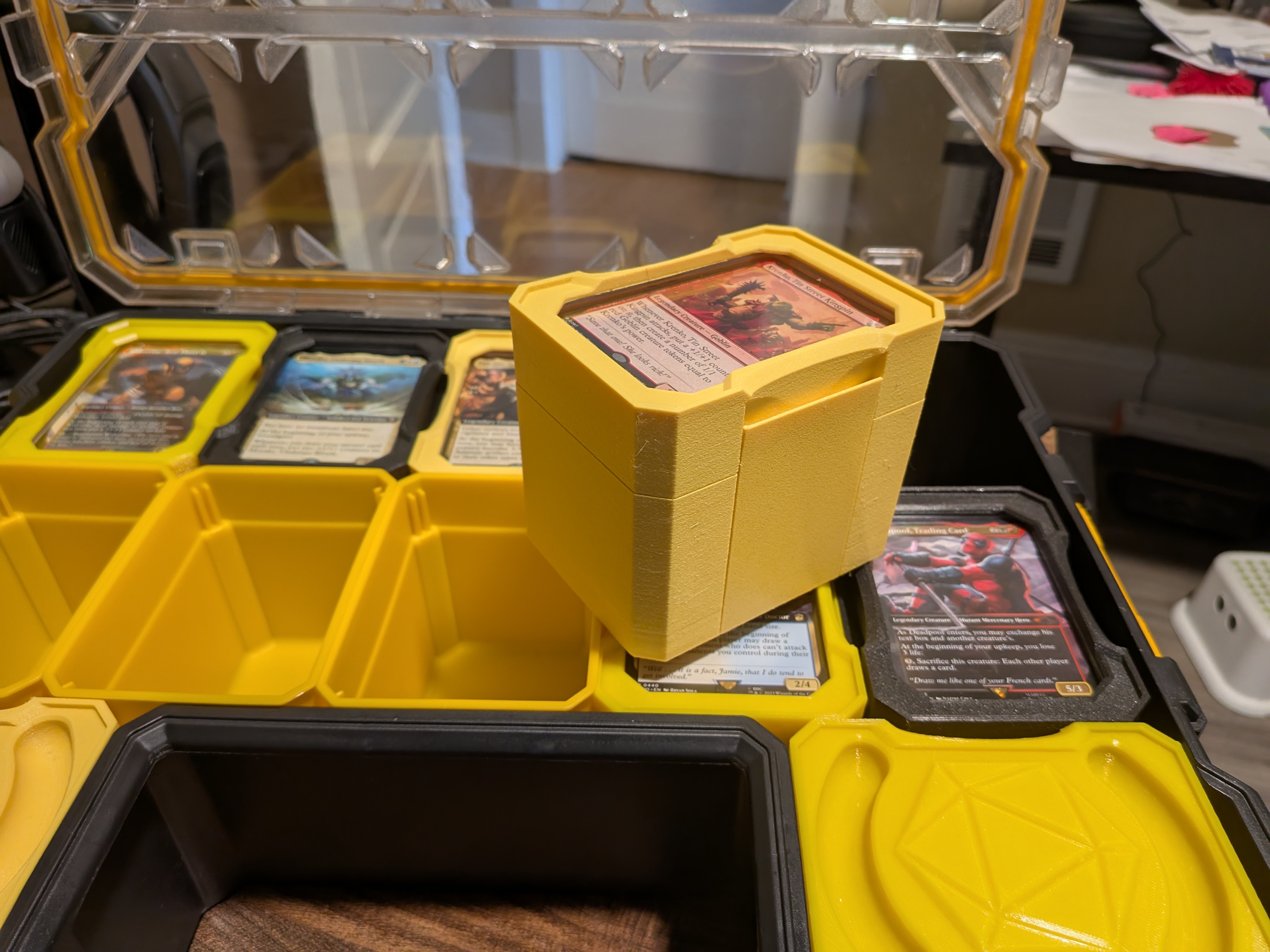 Miniatura 3 do modelo 3D SnapKeep Deck Box (Single Slide-Lock Case)