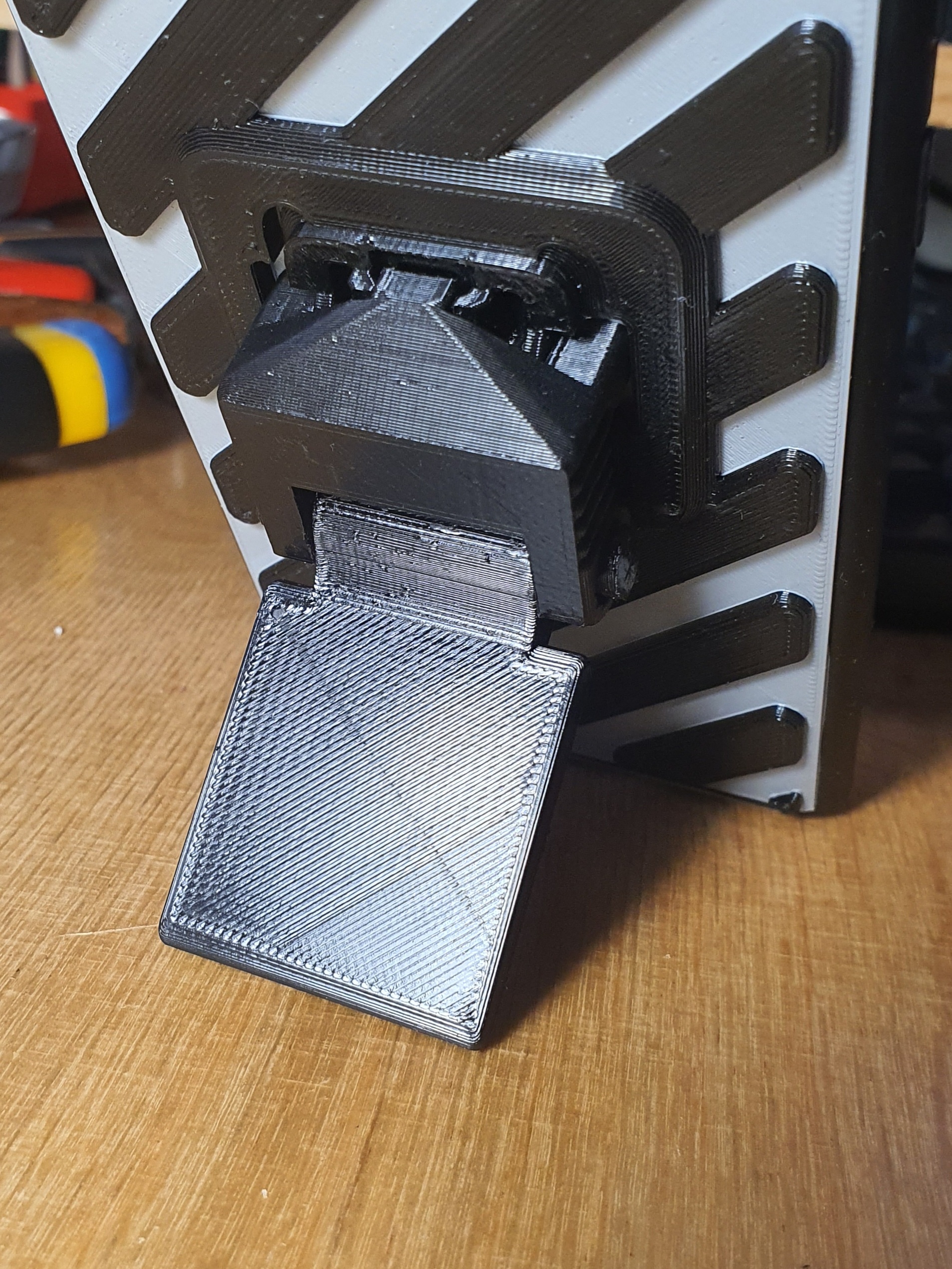 DeckMate kickstand arm with no logo