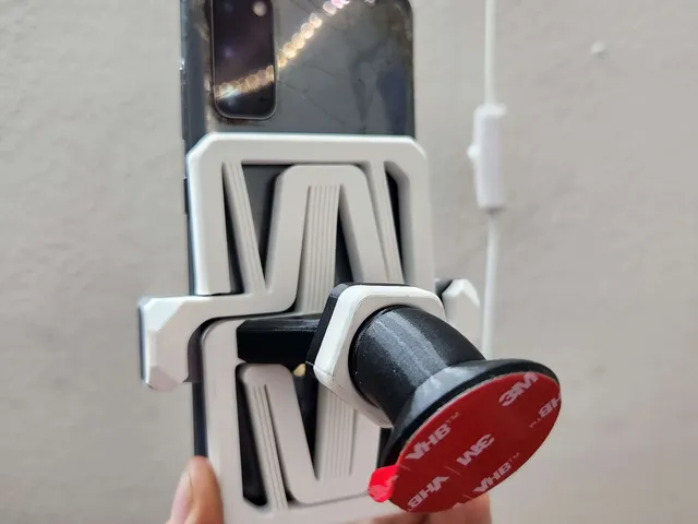 Compliant Mechanism Phone Mount