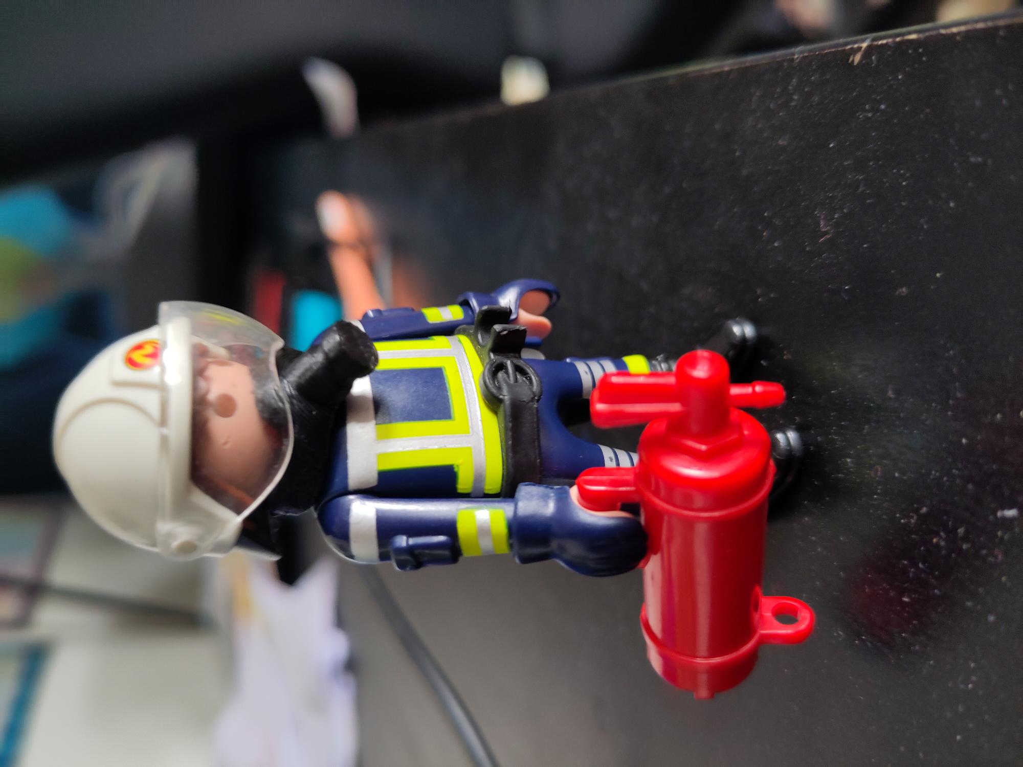 gas mask for Playmobil firefighter