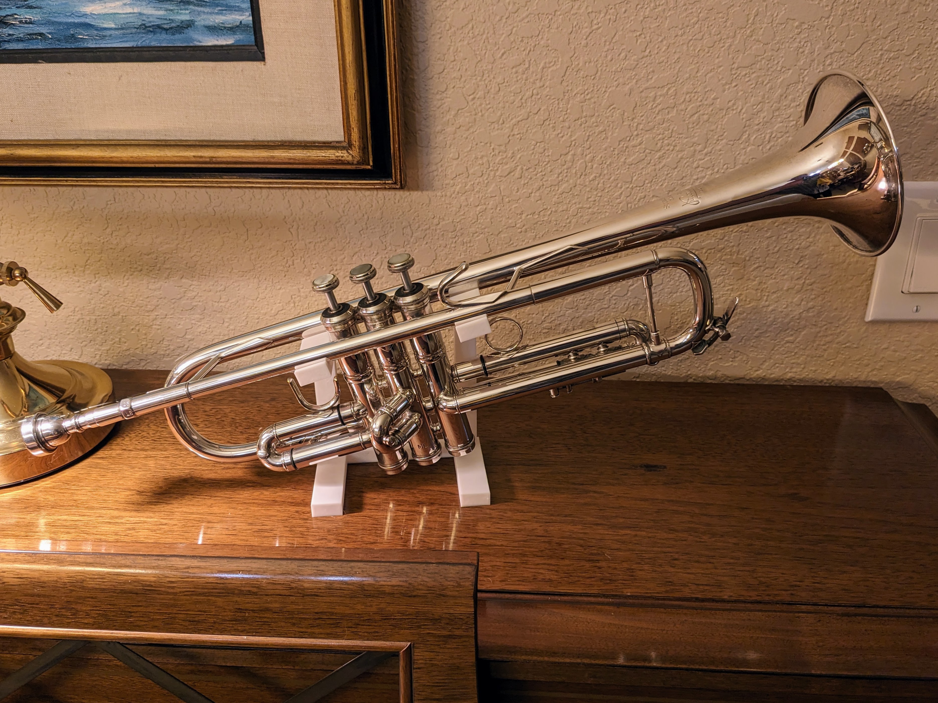 Trumpet Display Stand by Daniel Download free STL model