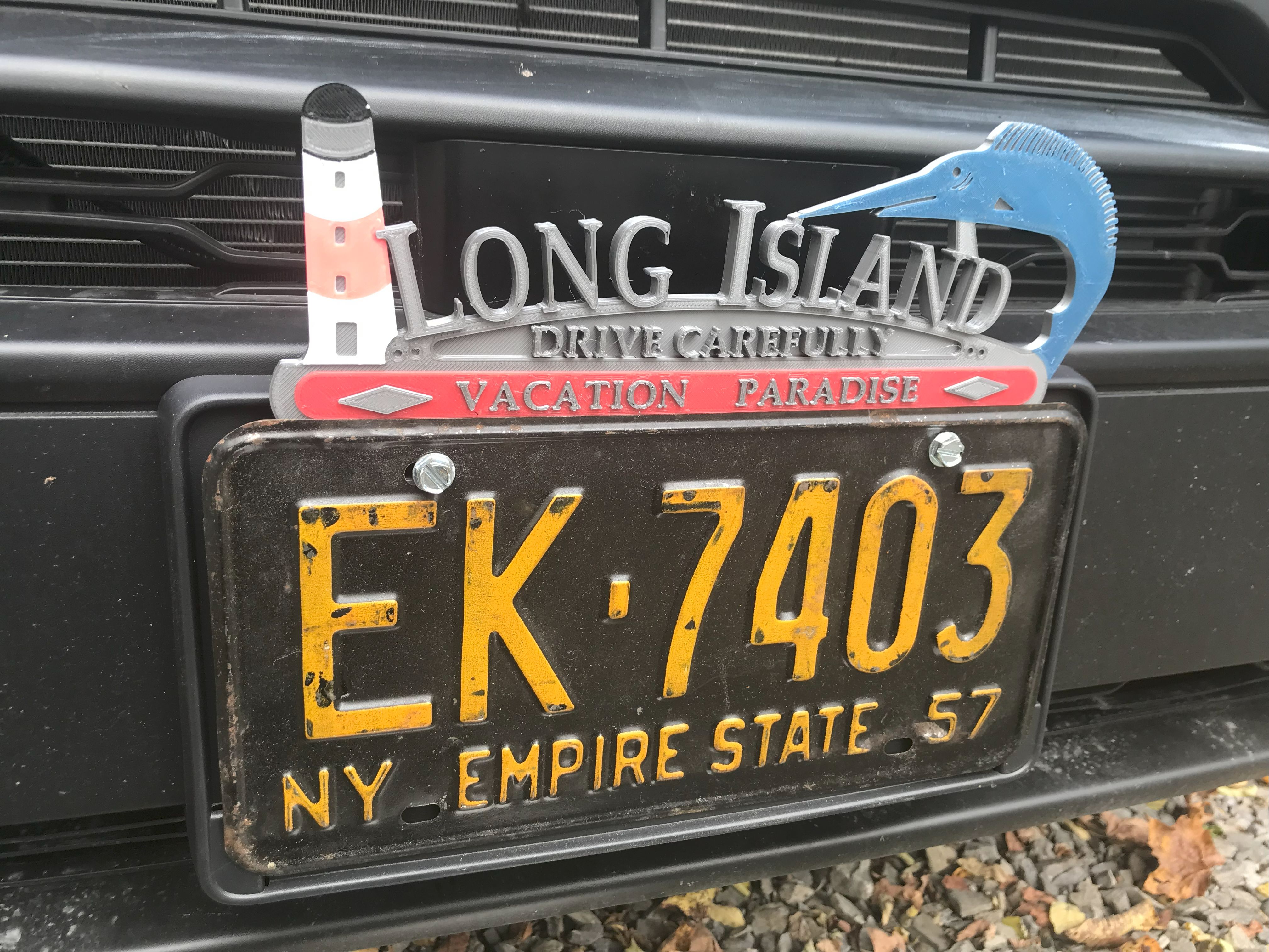 Reproduction of 1950's Long Island License Plate Topper by Simple3D