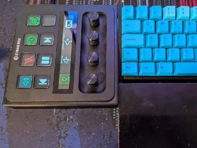 Stream Deck Plus Flat Mount - Mirrored