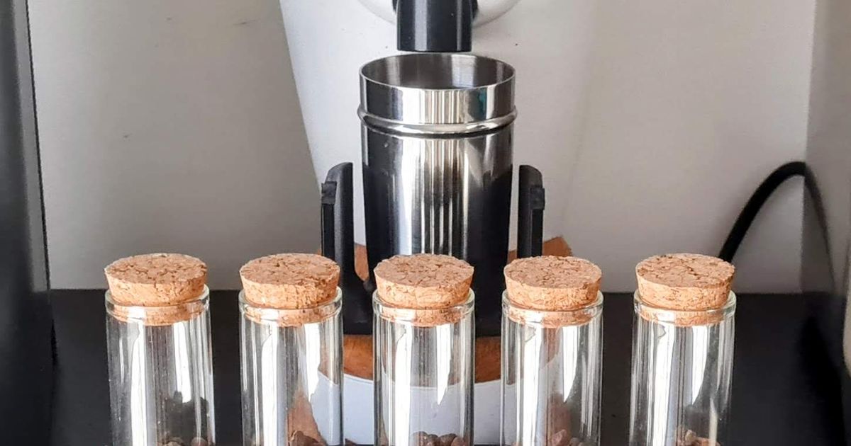 Glass Tube Holder / Stand (Bean Cellar) by CEL Download free STL