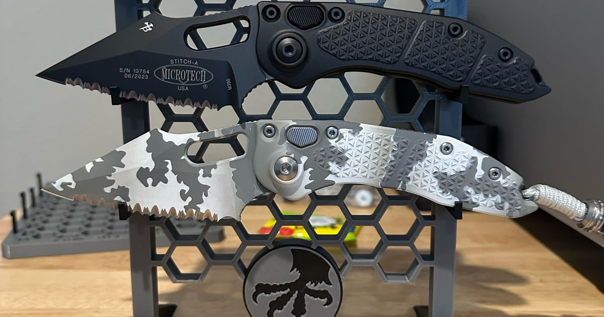 Microtech Knife Stand by Triig Download free STL model