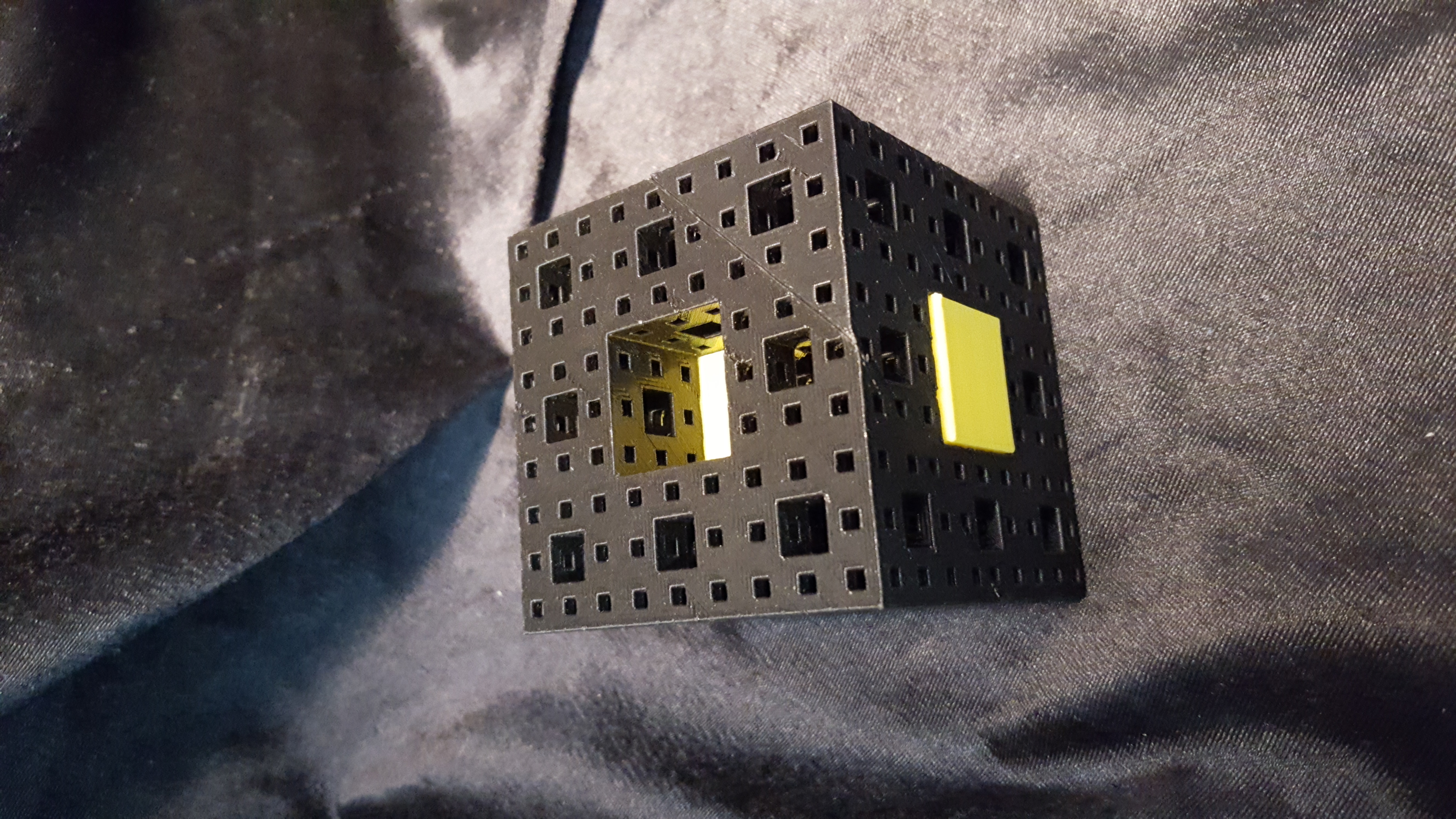 Miniatura 2 do modelo 3D Half Menger Sponge