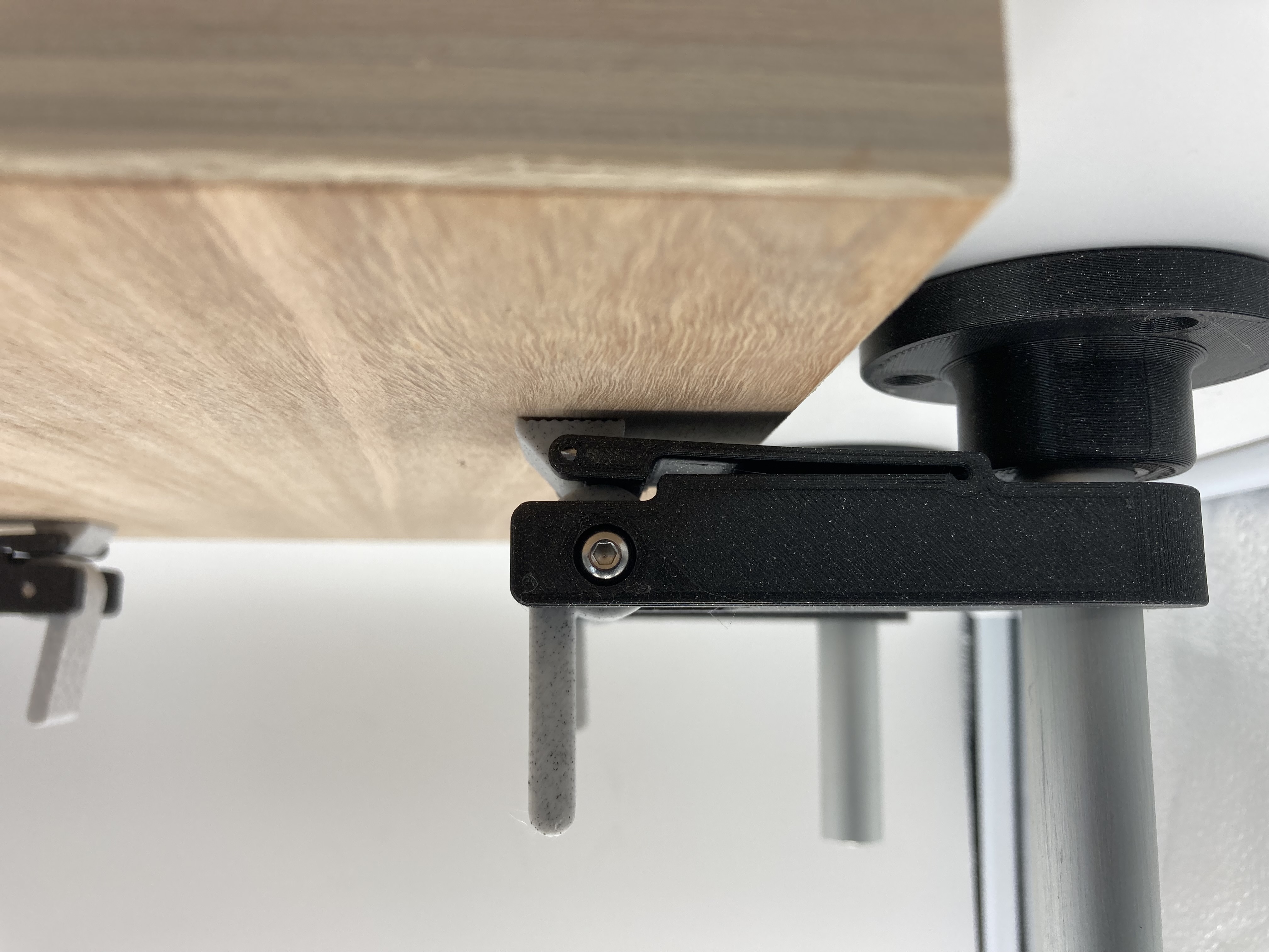 Toggle Clamp - Multi-Position Clamp