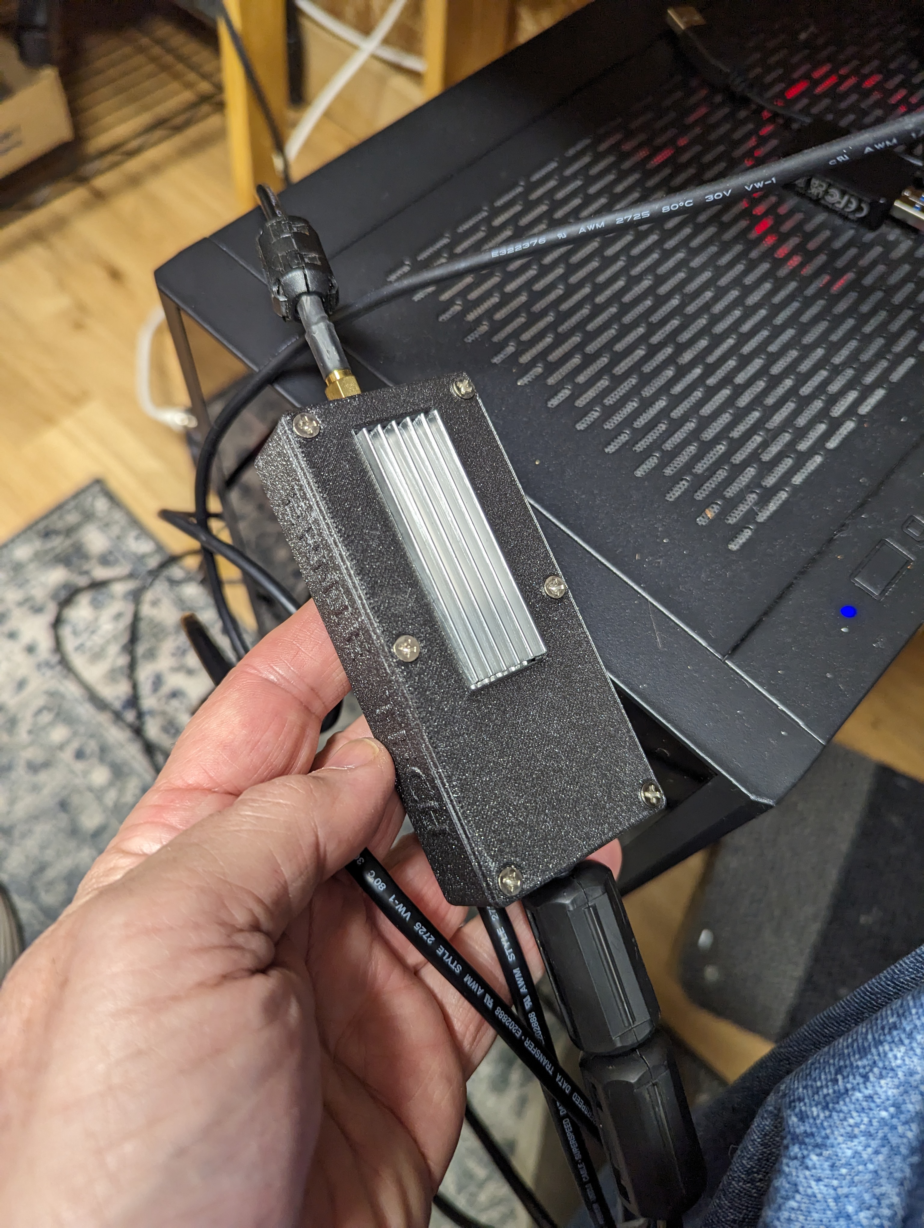 RTL-SDR Radio Custom Box with Heatsink Opening