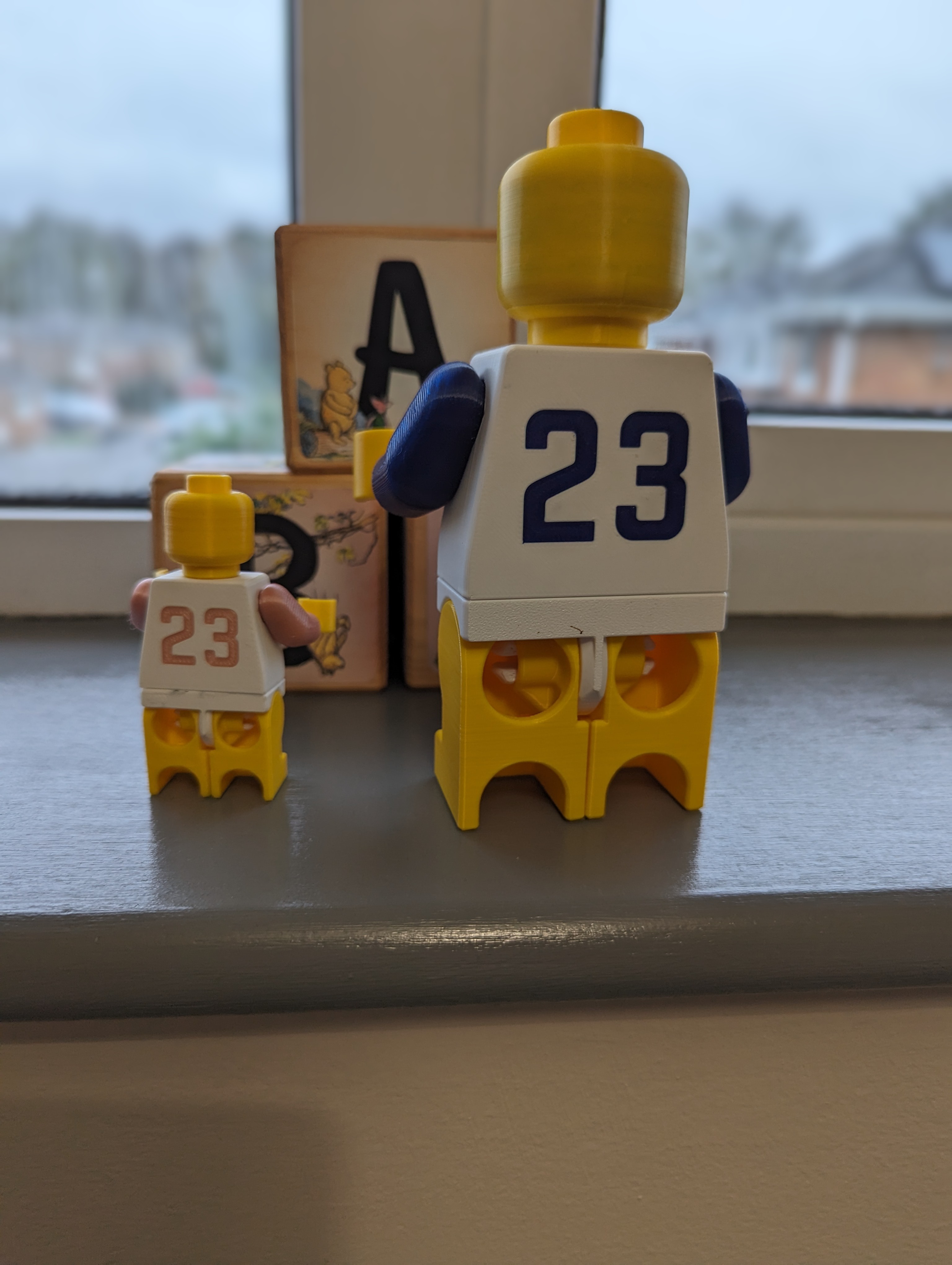 Baby moveable figure — miniatura 2