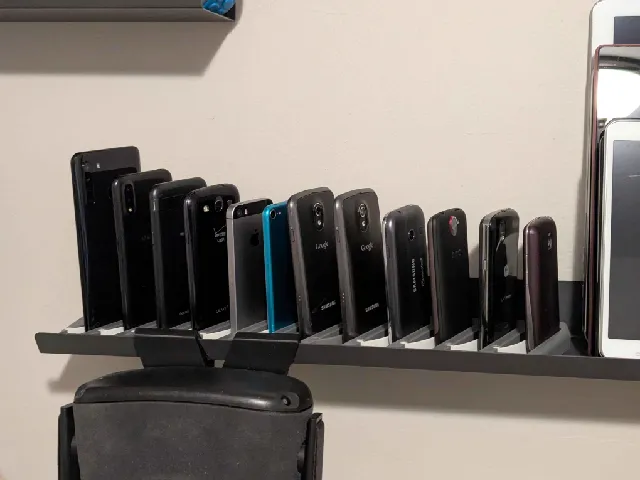 Vertical Phone Display Shelf (DIY Perks spoof)