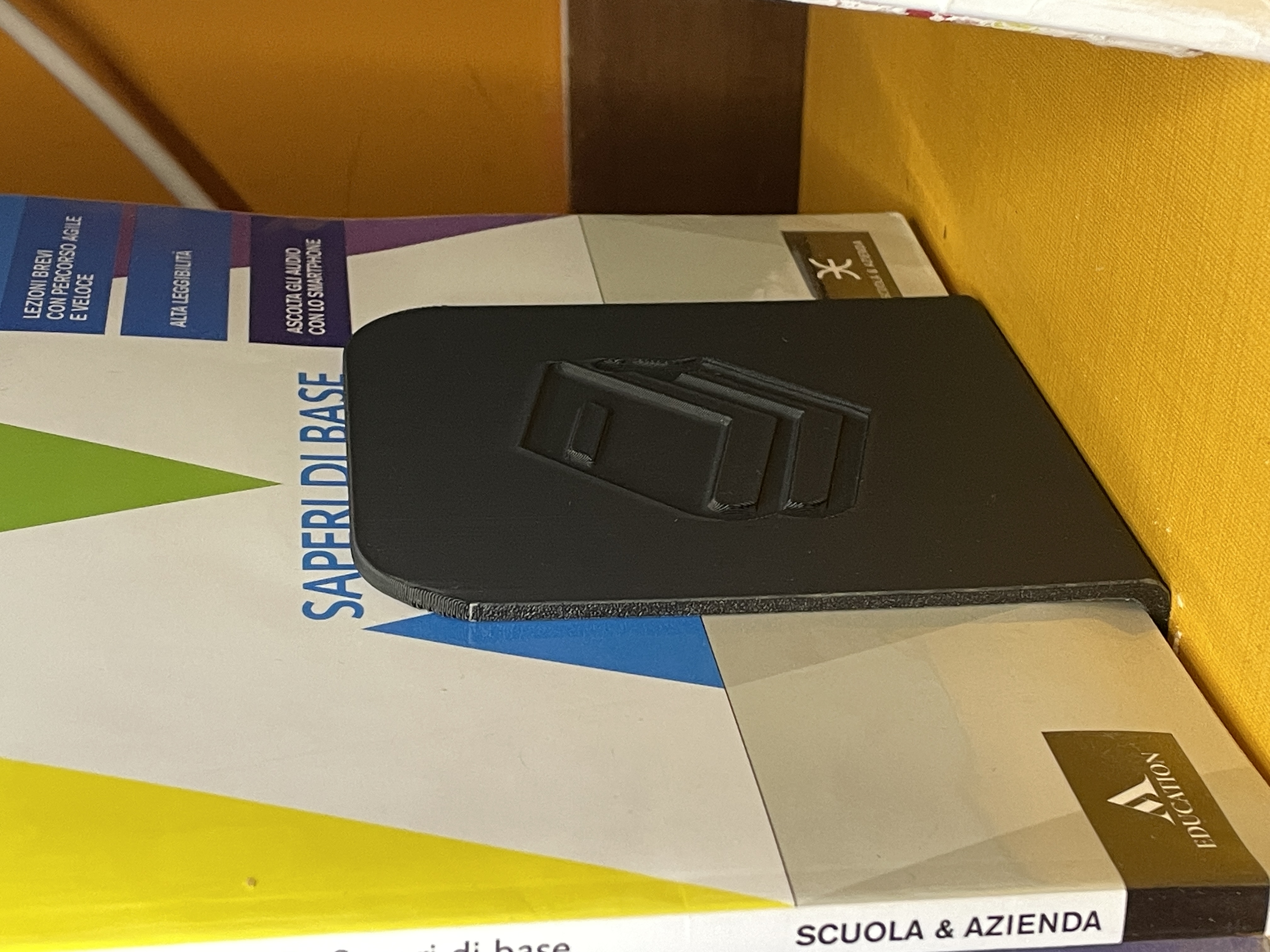 Miniatura 4 do modelo 3D Bookend minimal