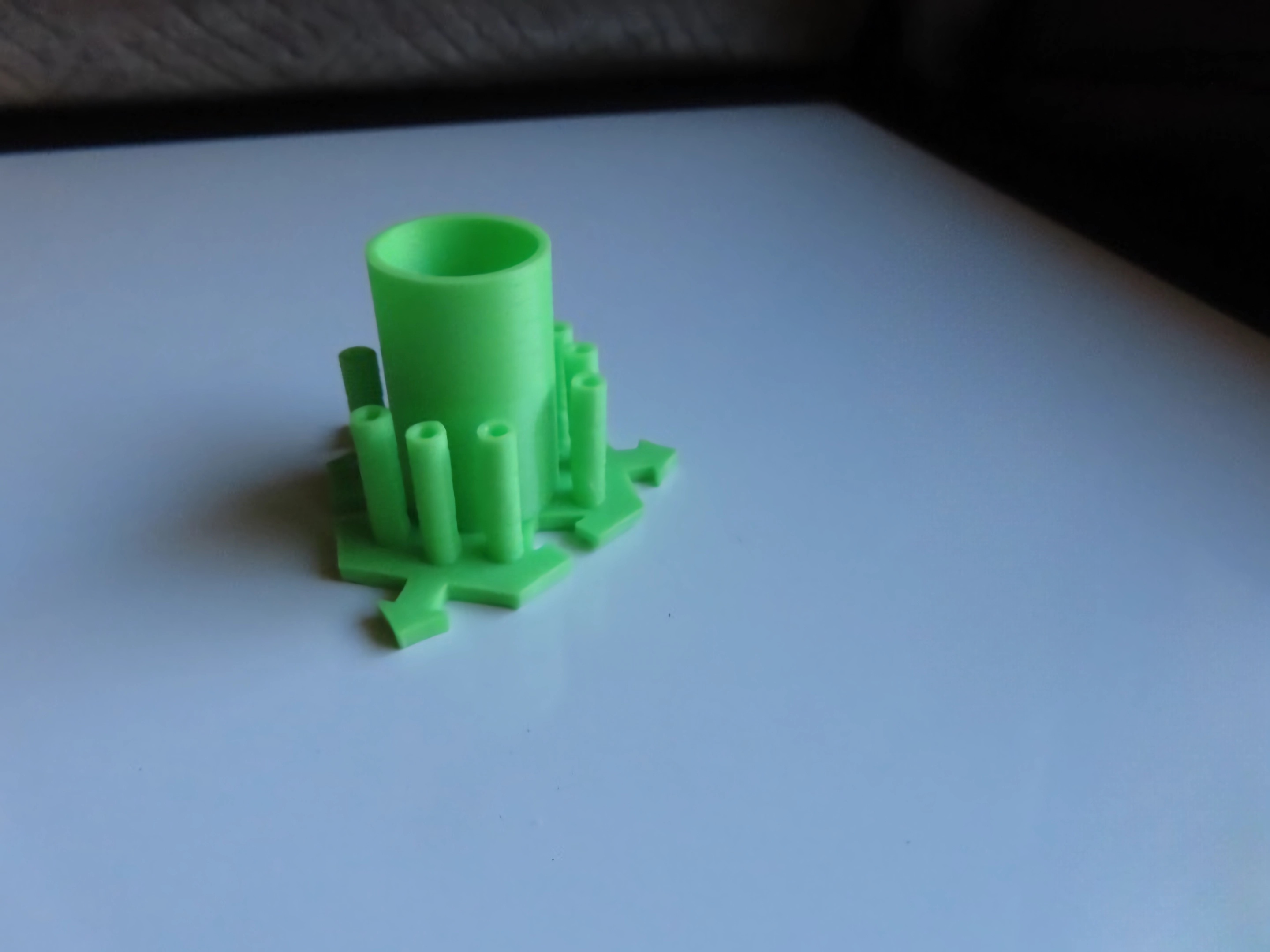 Miniatura 3 do modelo 3D Customizable Paint Studio — Interlocking Hexagon Design