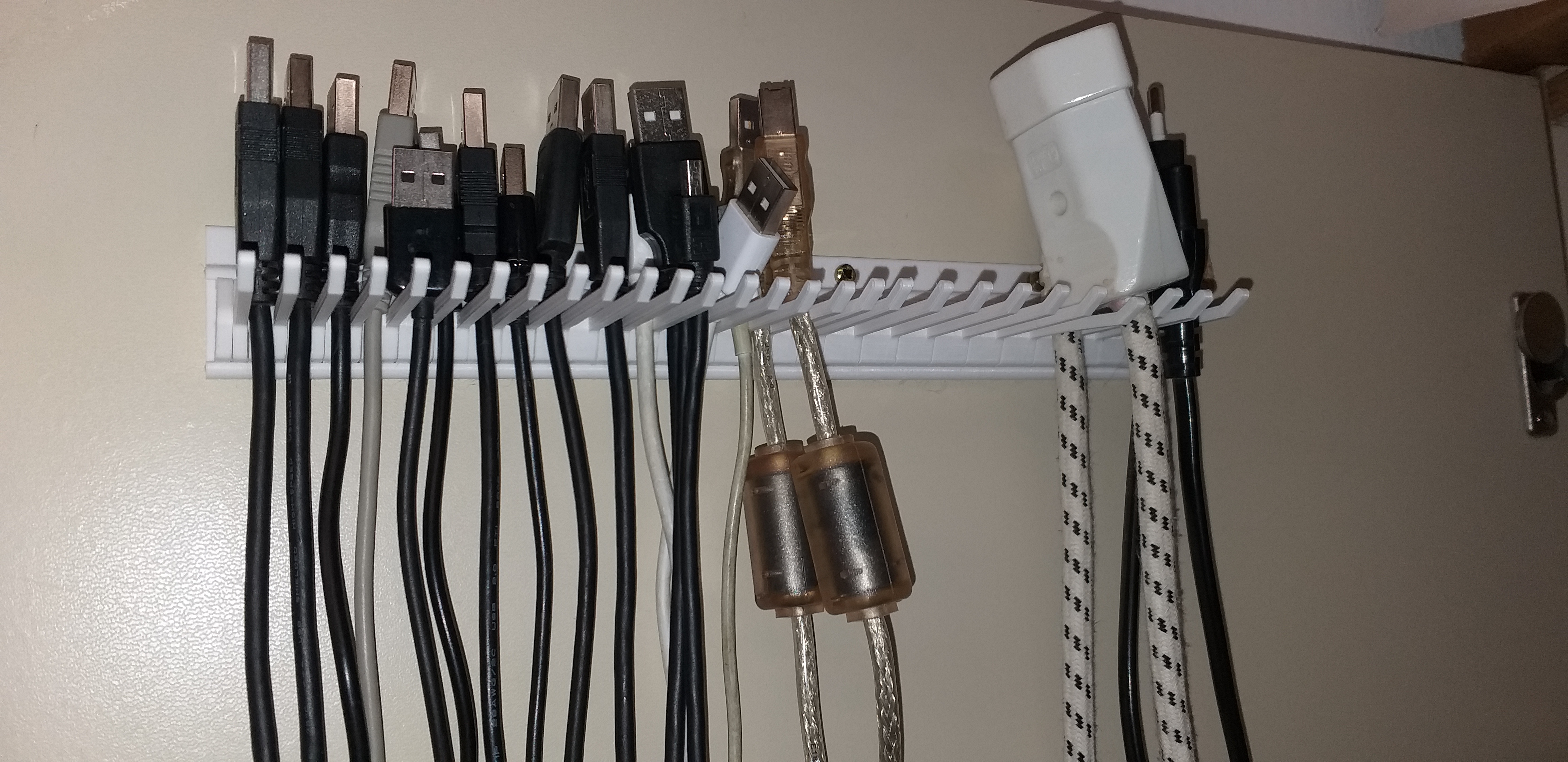 Kabel Ordner variabel