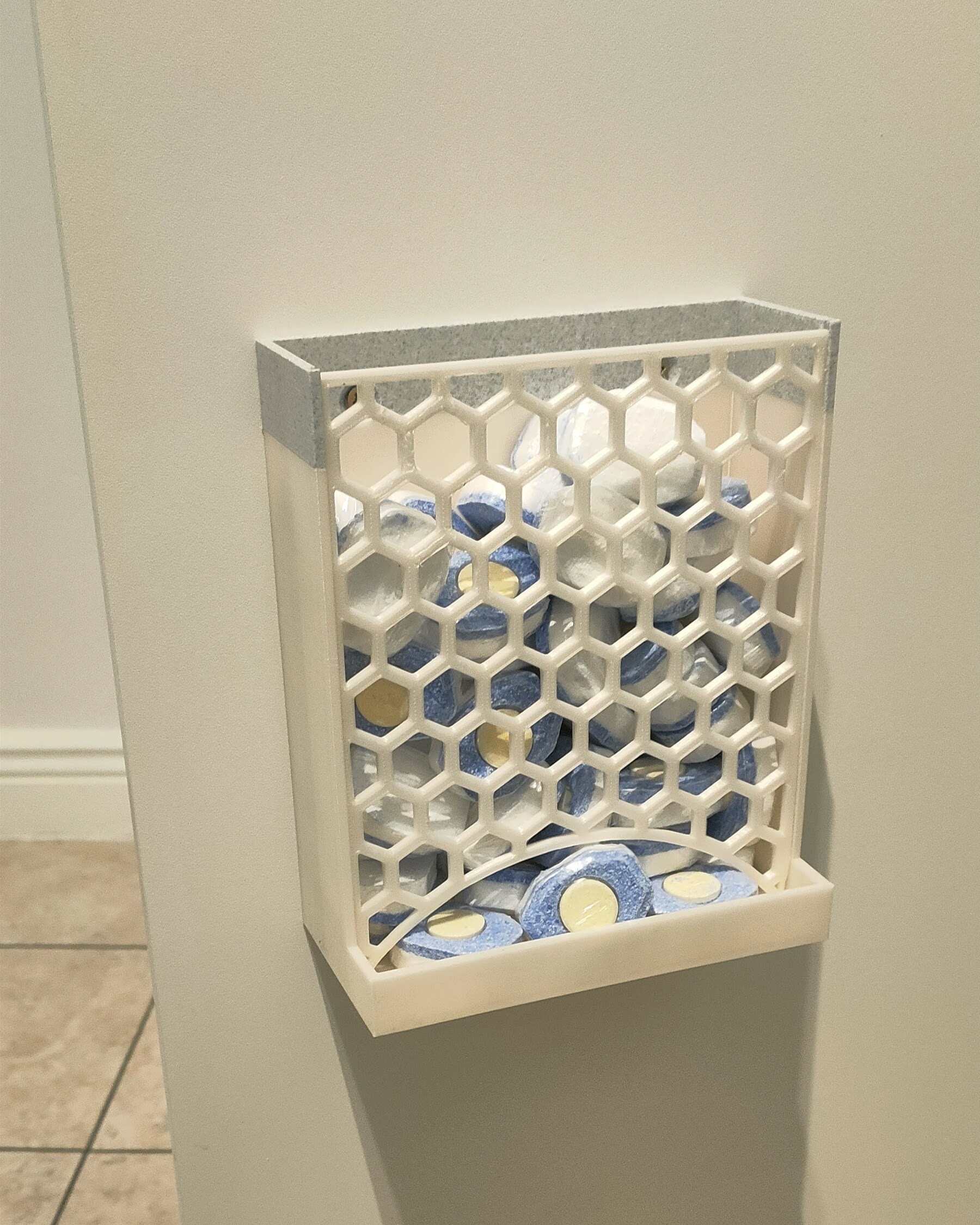 Dishwasher Tablet Dispenser - No Supports