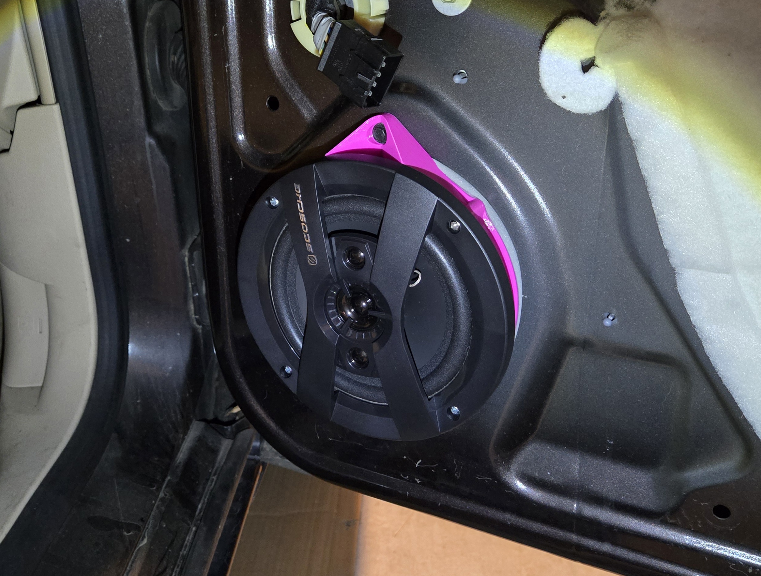 2000–2013 Chevrolet Impala Front Car Door 6.5" Speaker Bracket