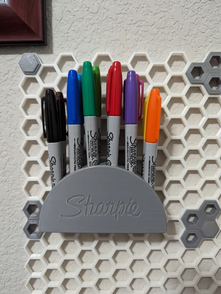 Sharpie Stand at 115% Scale and Honeycomb mount by Tony