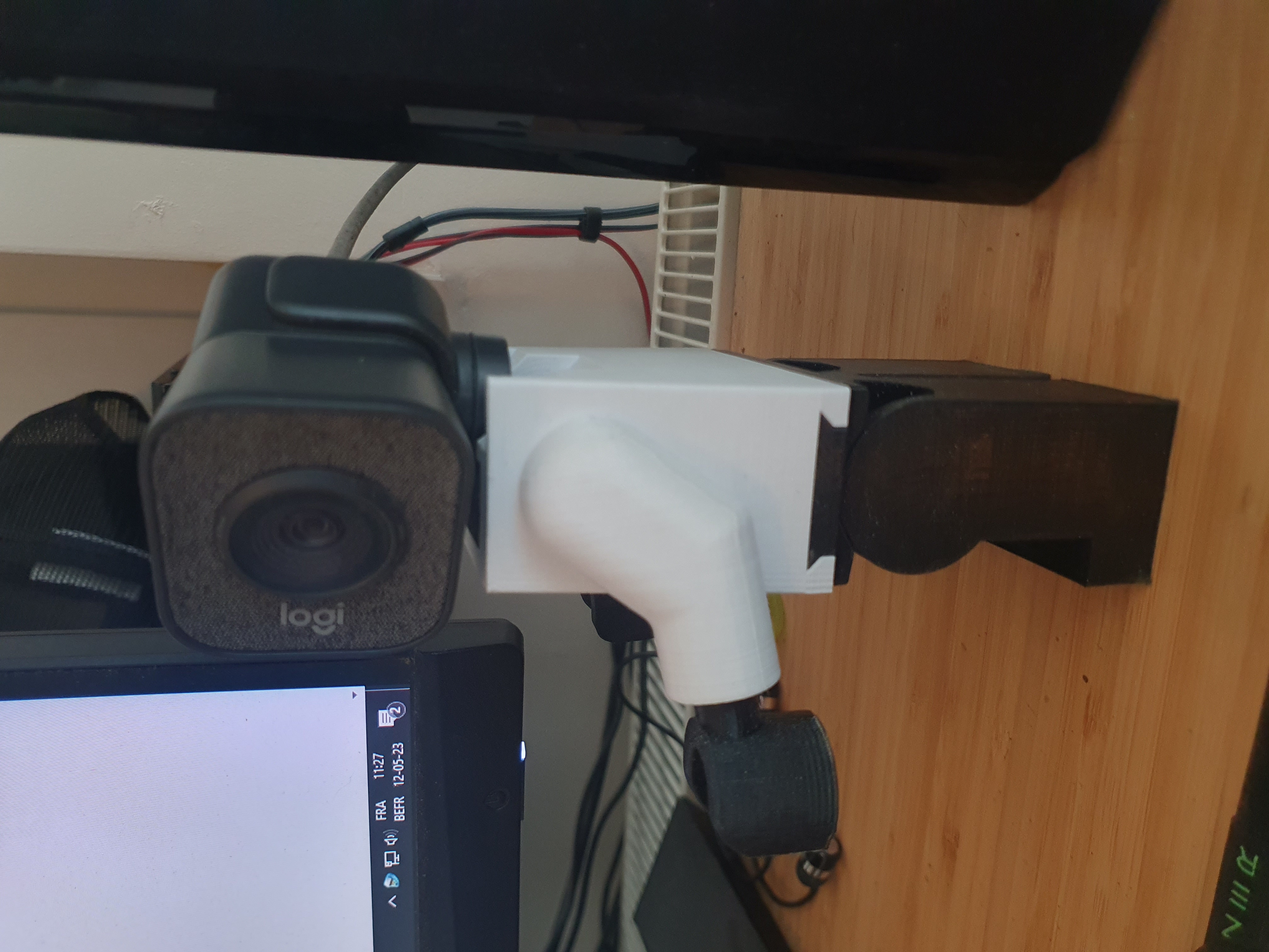 Logitech Streamcam bipod — miniatura 7