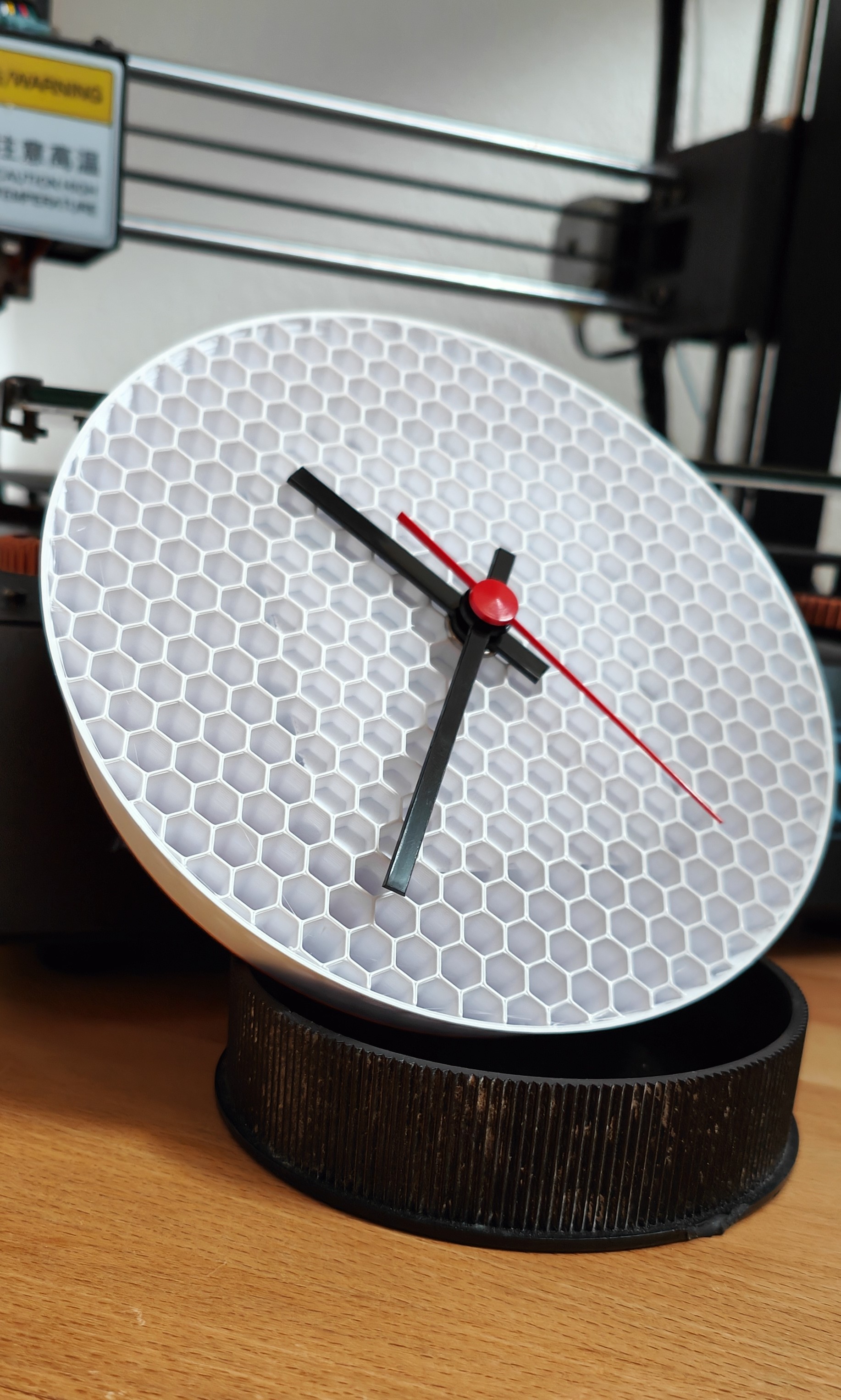 Hexagonal Infill Pattern Clock